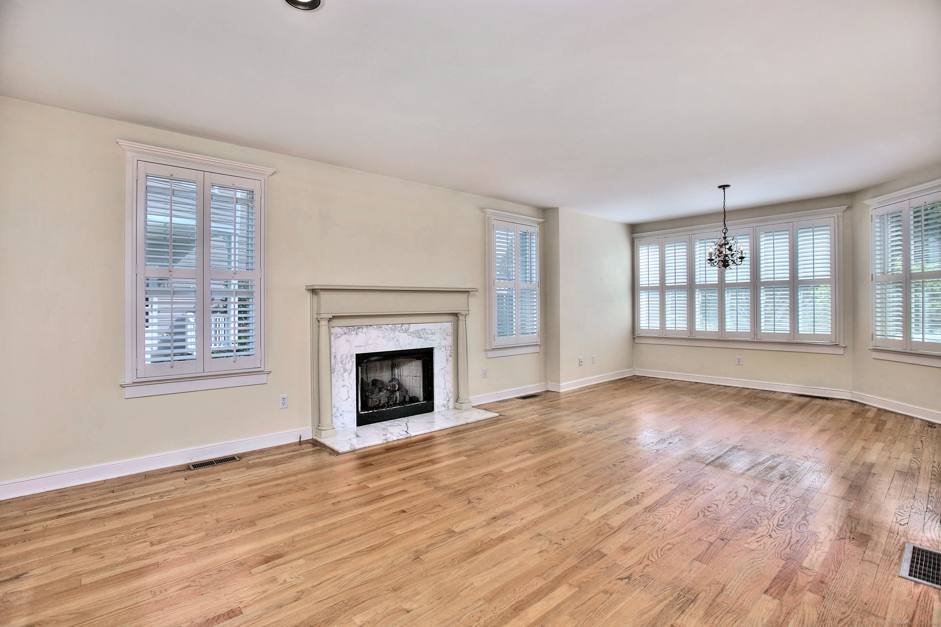 152 Sherman Court 152