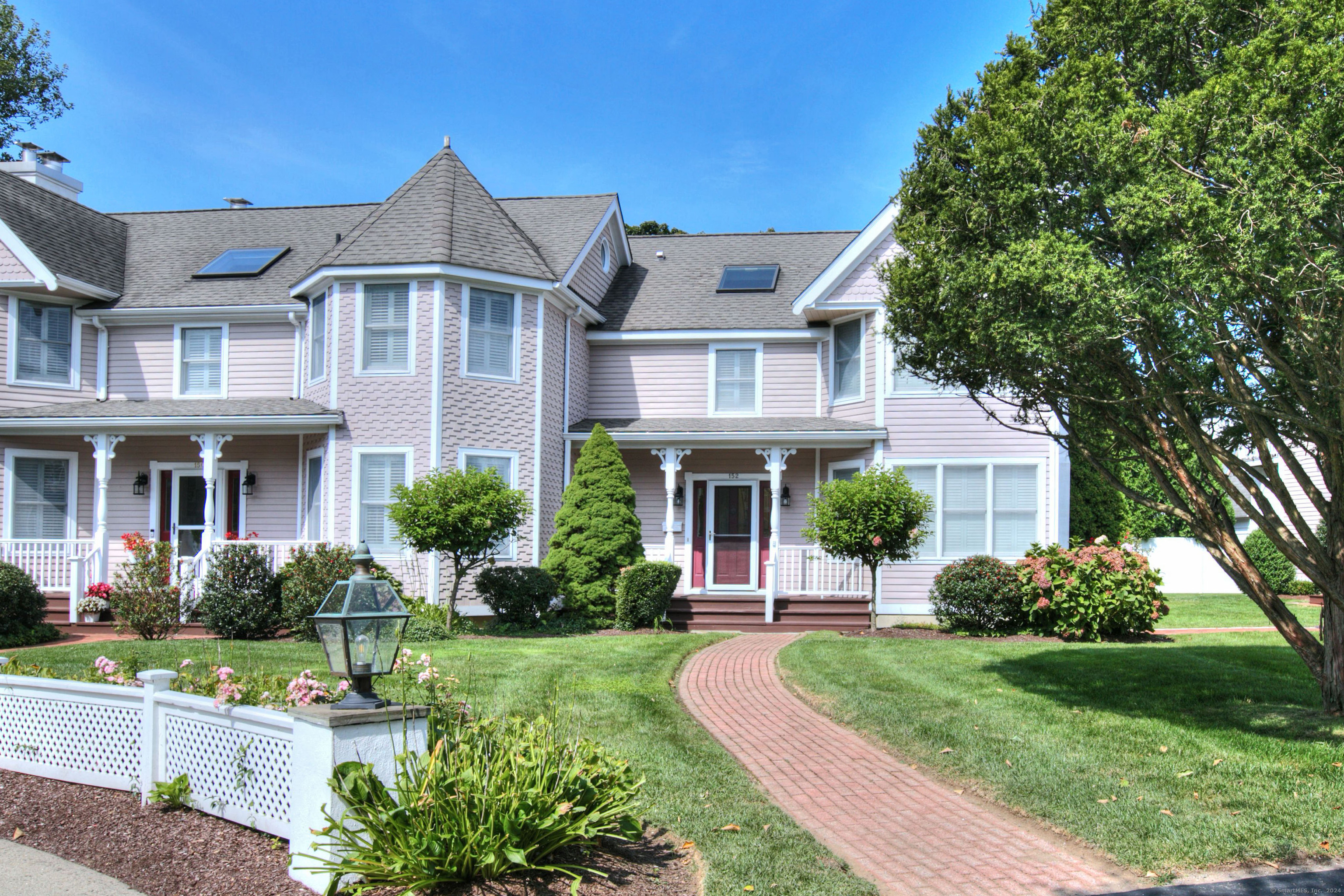 152 Sherman Court 152