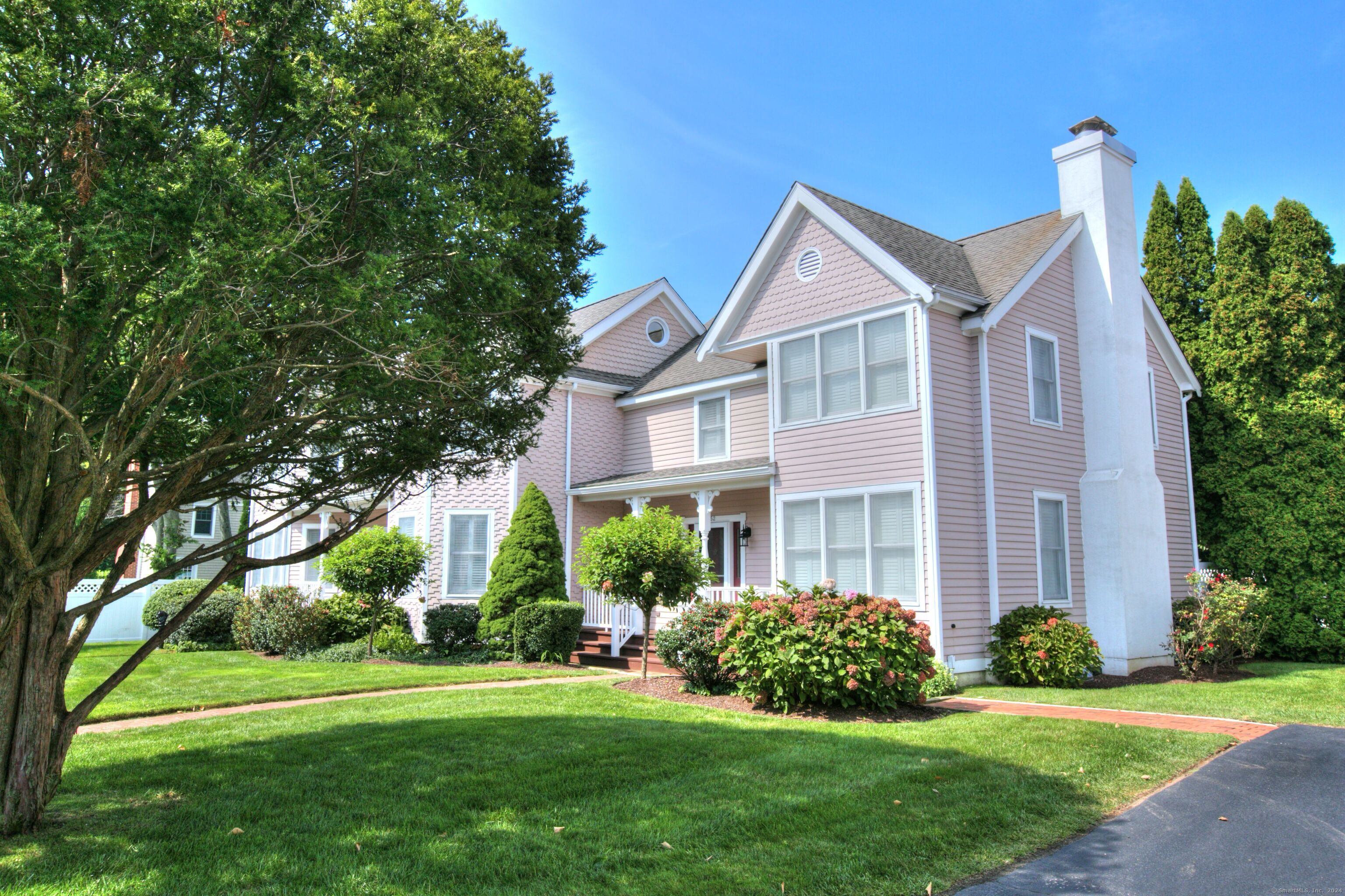 152 Sherman Court 152