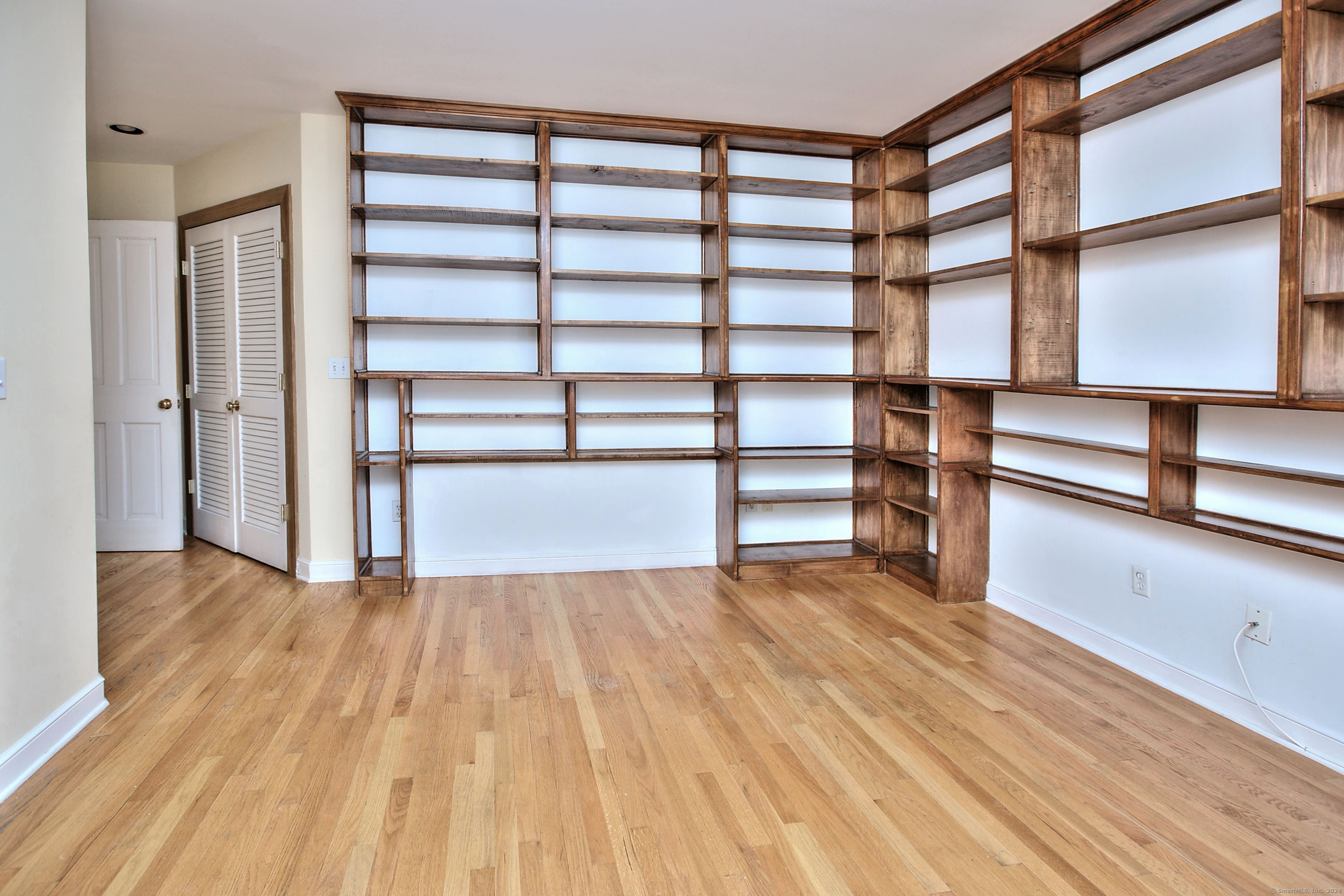 152 Sherman Court 152