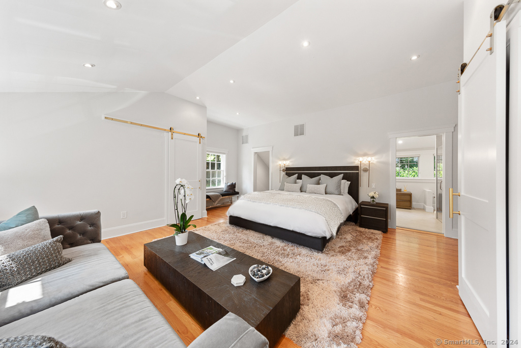 28 Pequot Trail