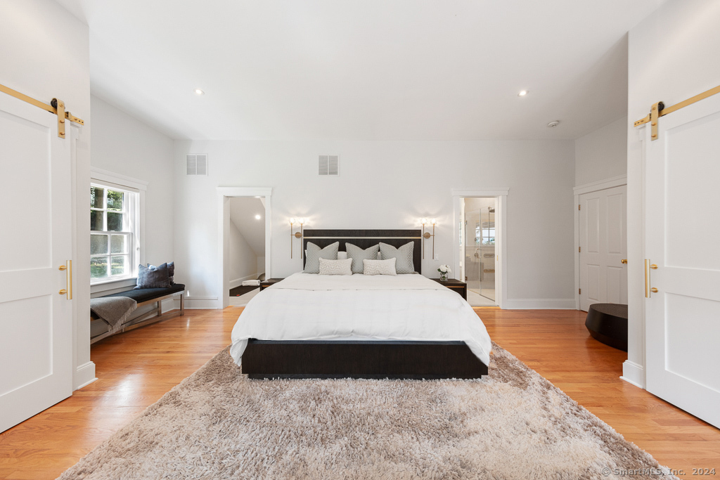 28 Pequot Trail