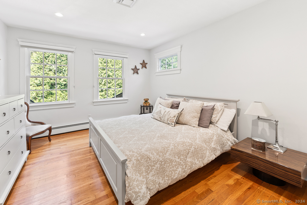 28 Pequot Trail