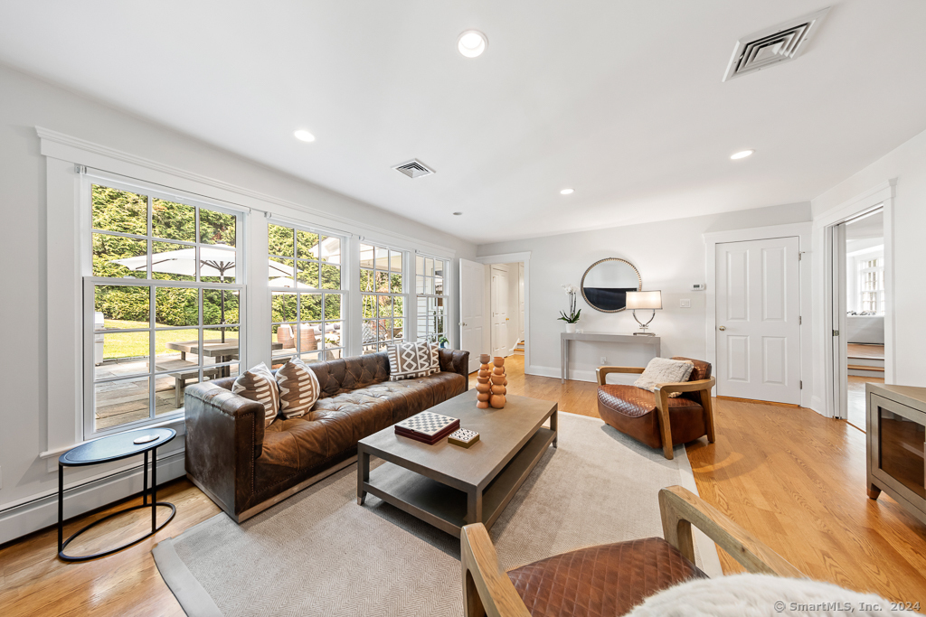 28 Pequot Trail