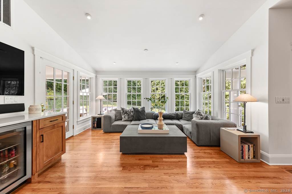 28 Pequot Trail