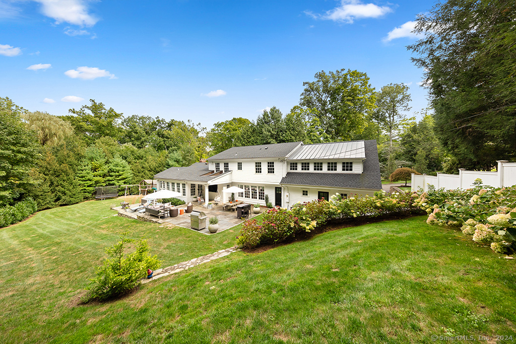 28 Pequot Trail