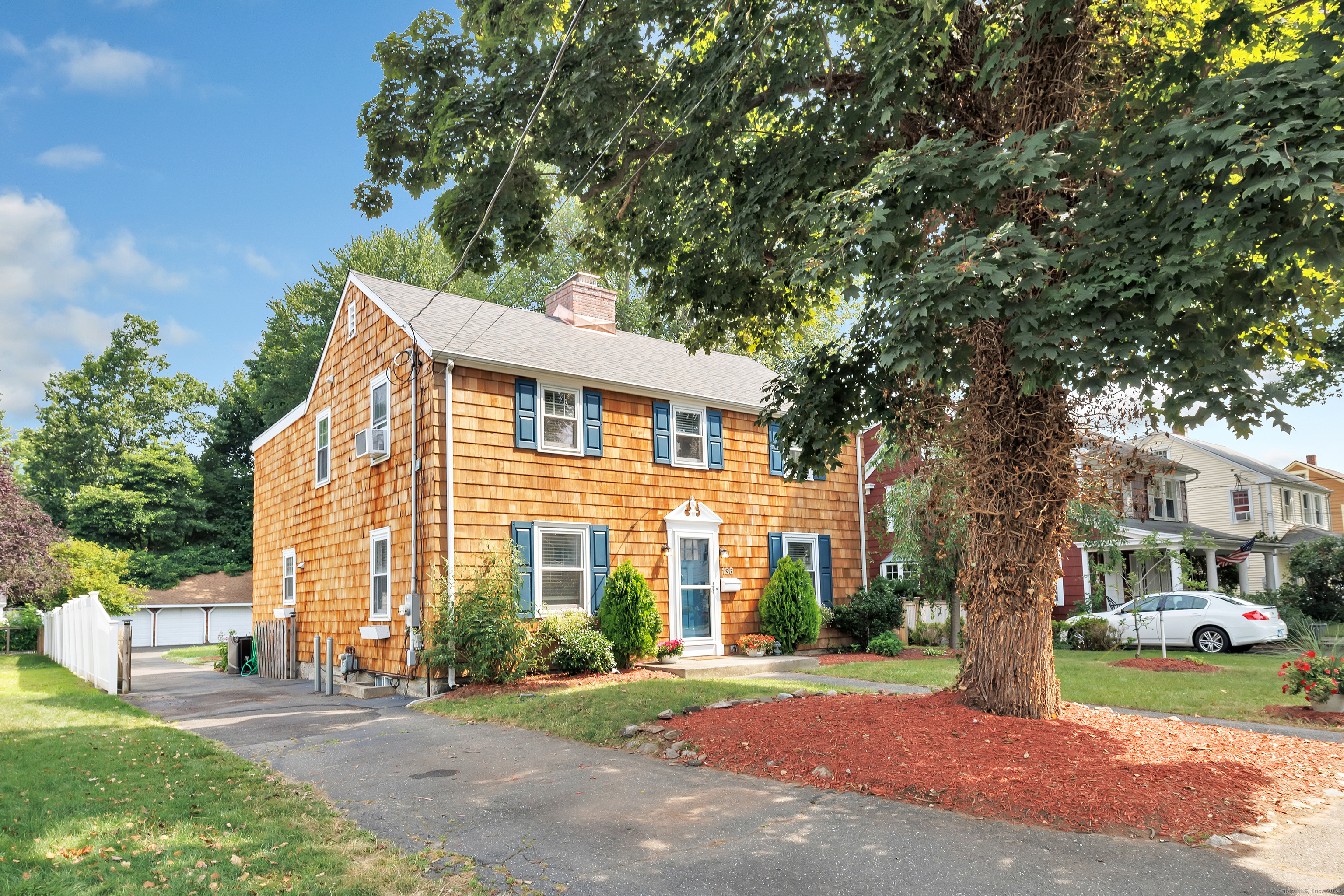 136 Henderson Road