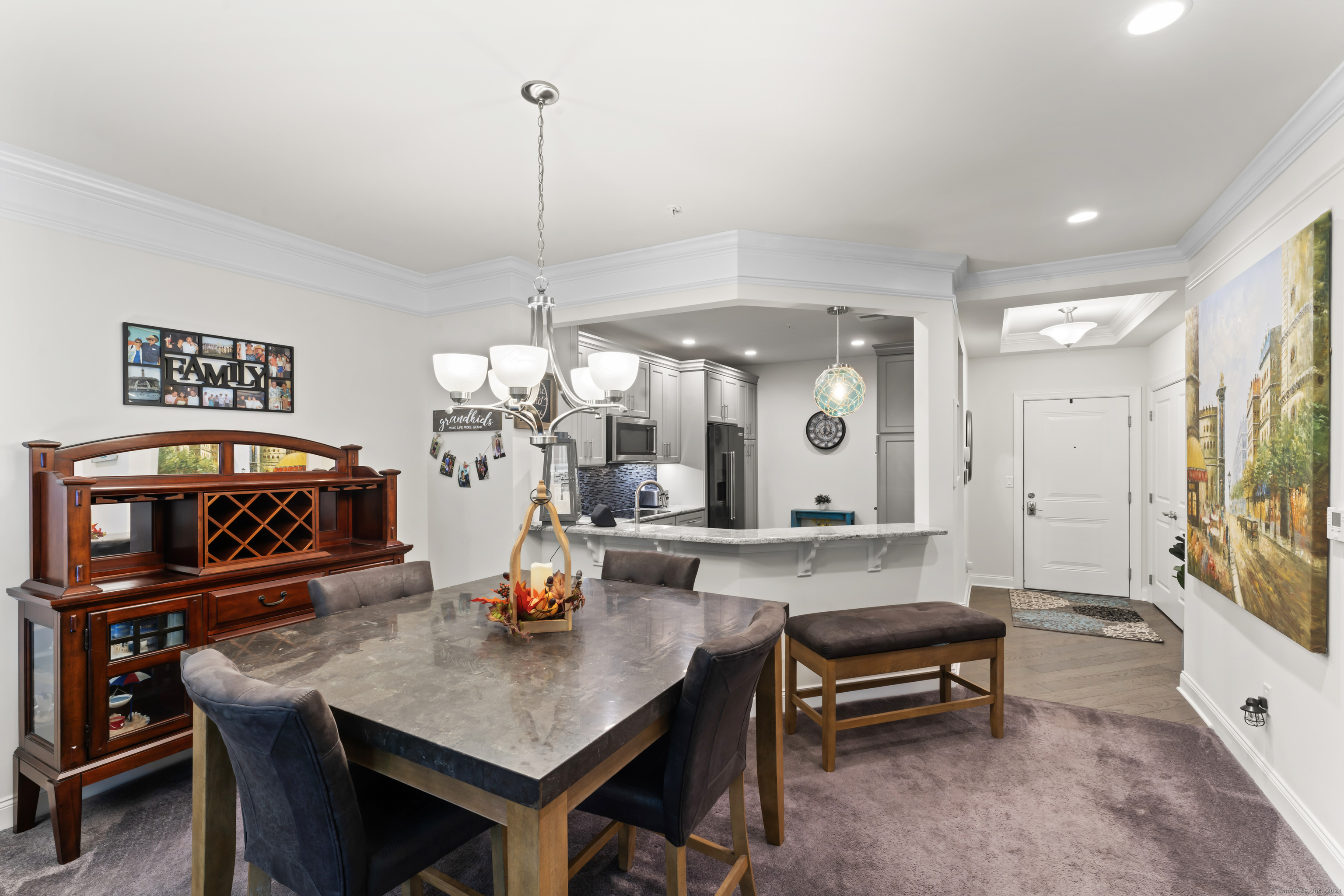 613 Brookside Court 613
