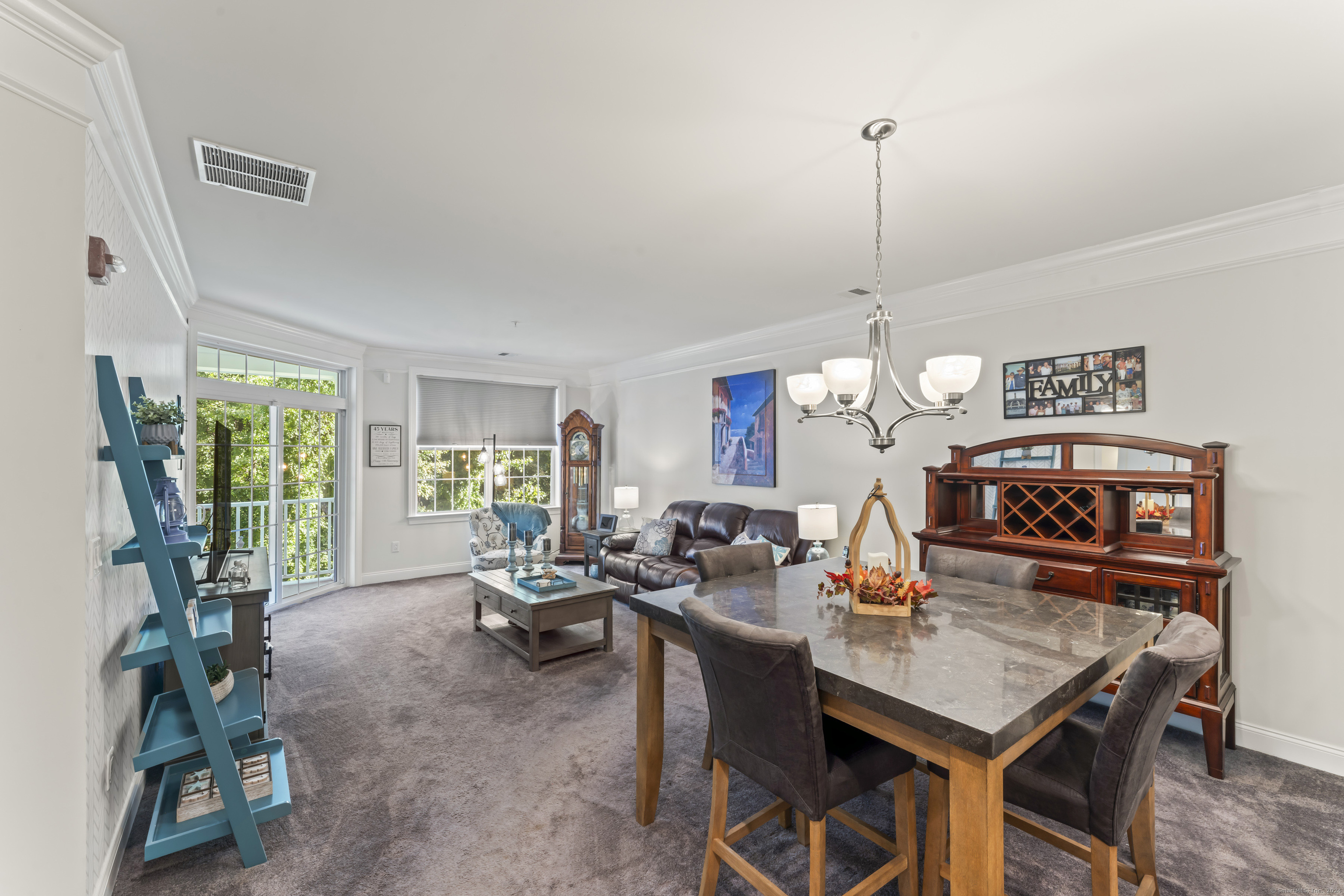 613 Brookside Court 613