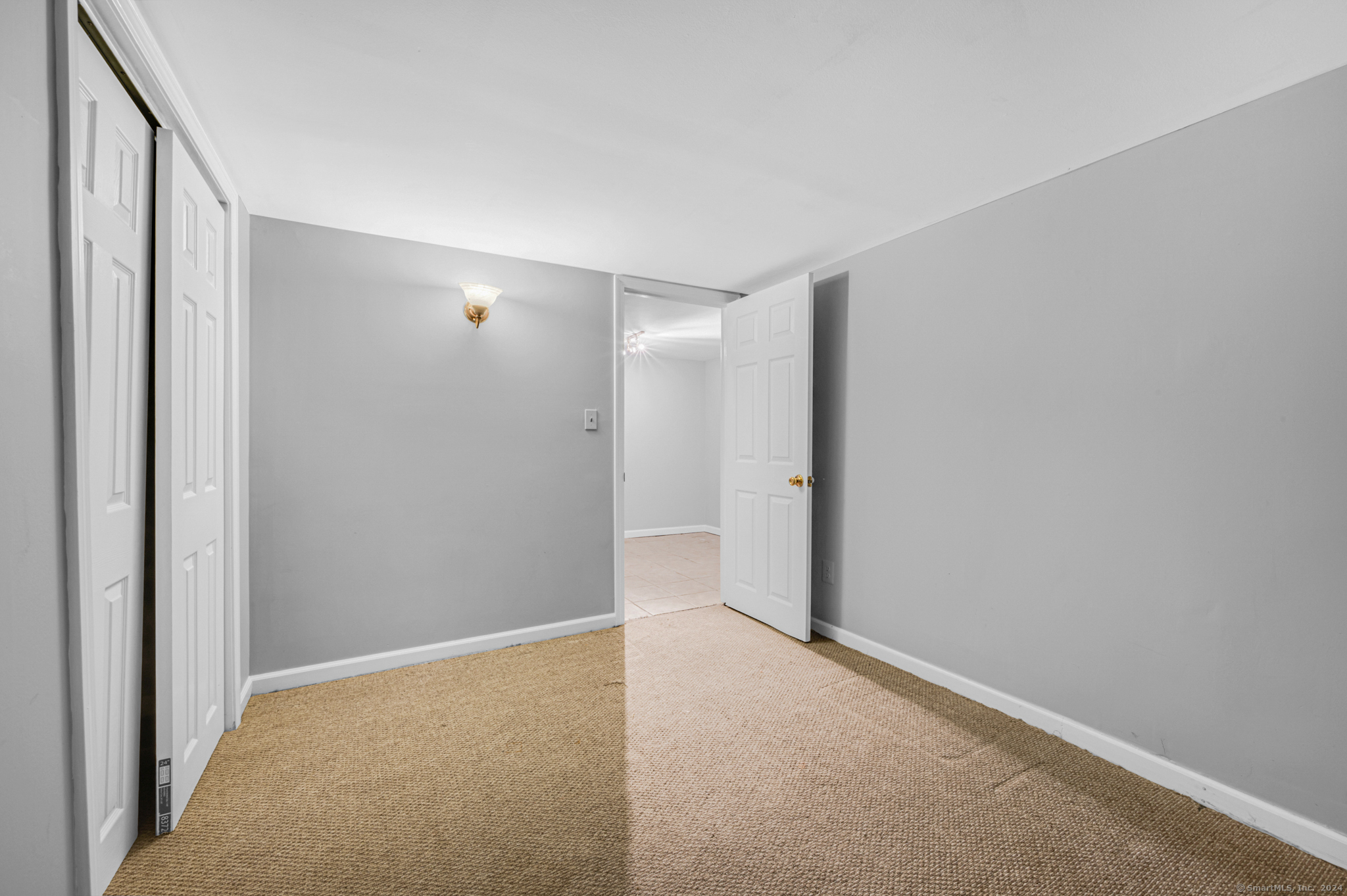 1135 Waterbury Road 1135