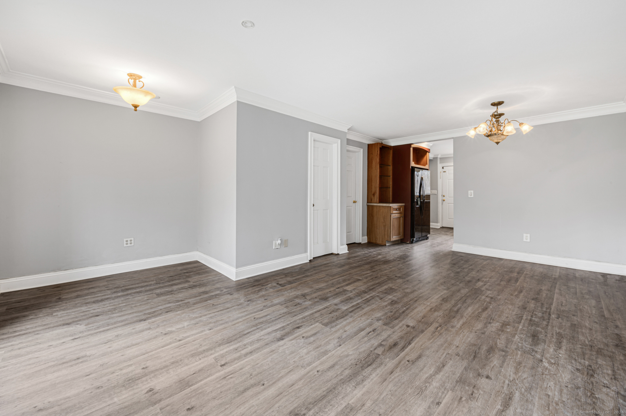 1135 Waterbury Road 1135
