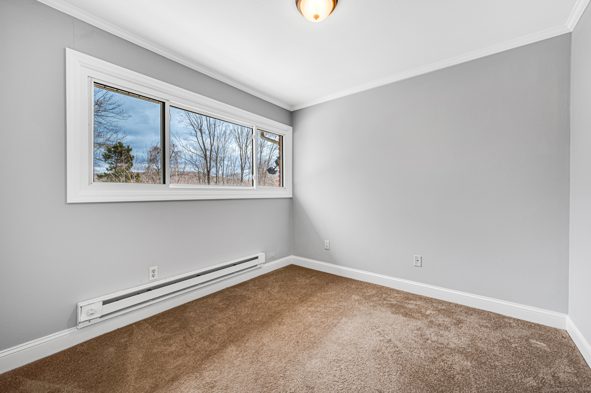 1135 Waterbury Road 1135