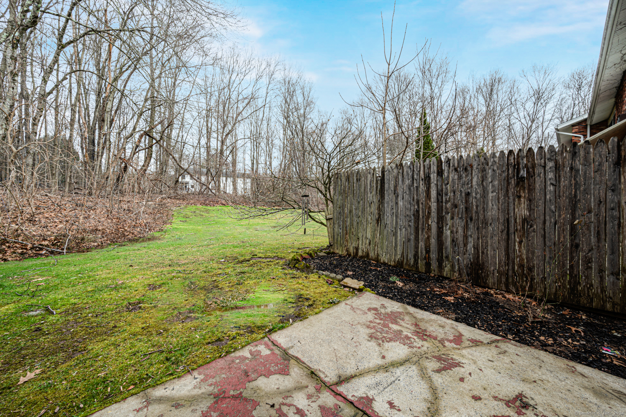 1135 Waterbury Road 1135