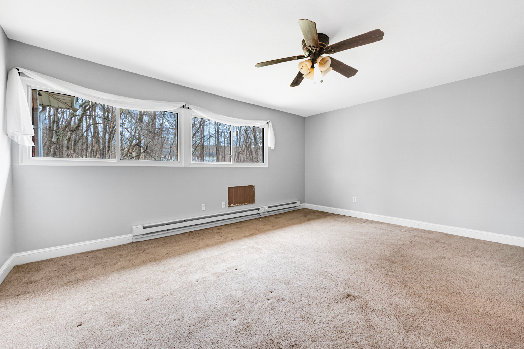 1135 Waterbury Road 1135