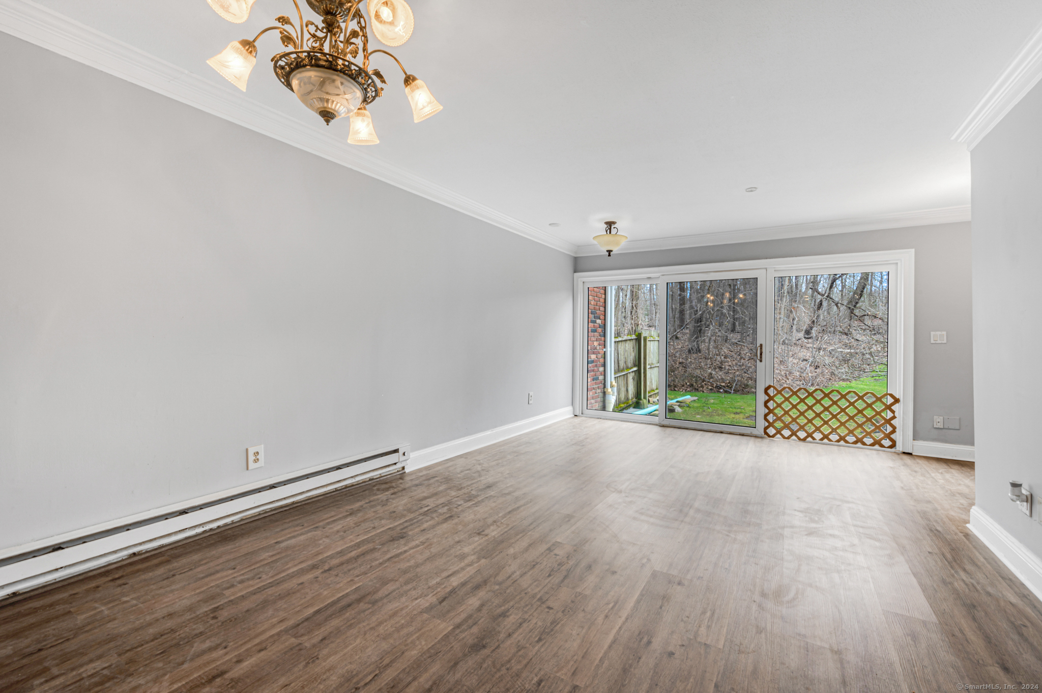 1135 Waterbury Road 1135