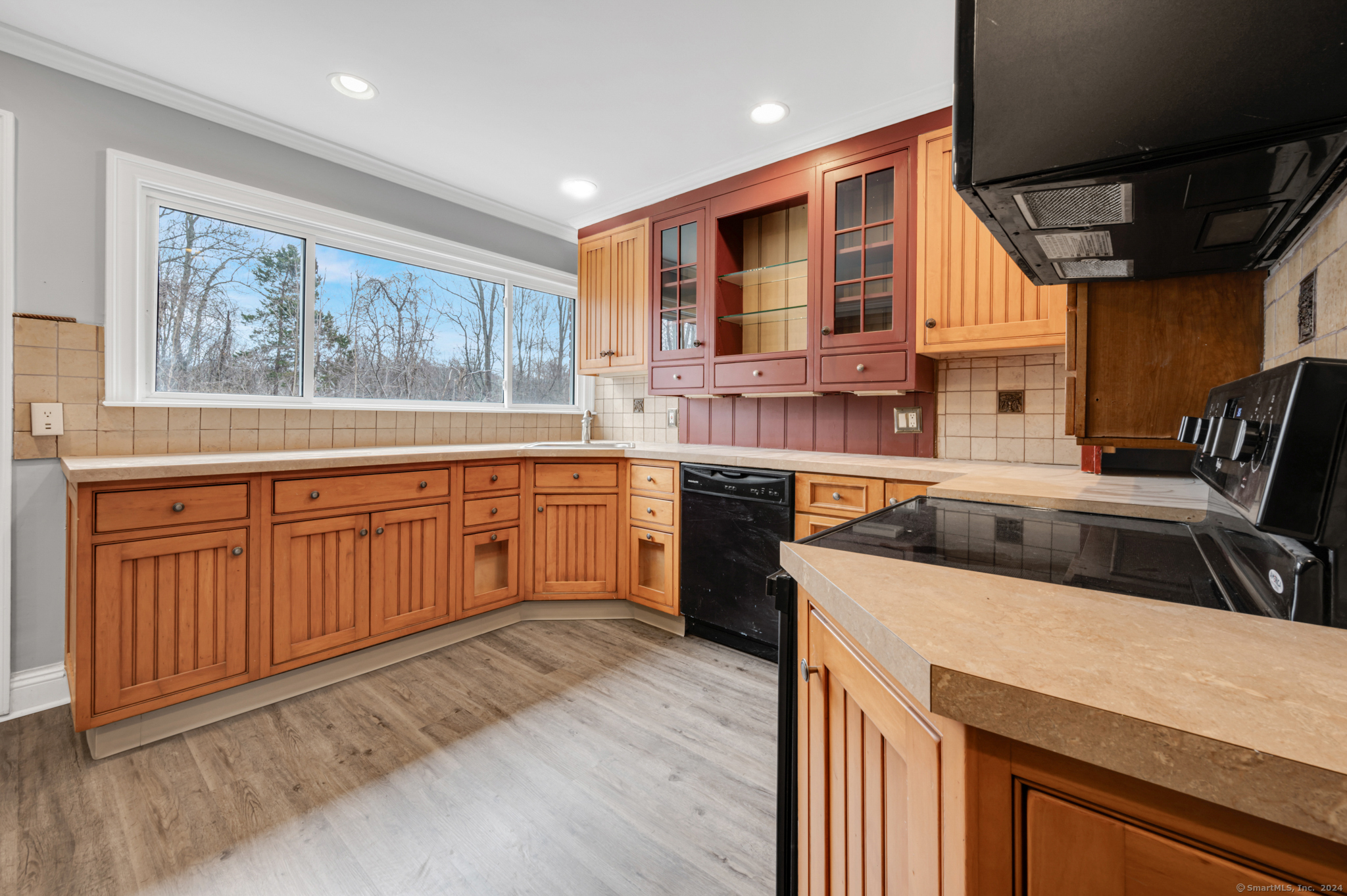 1135 Waterbury Road 1135
