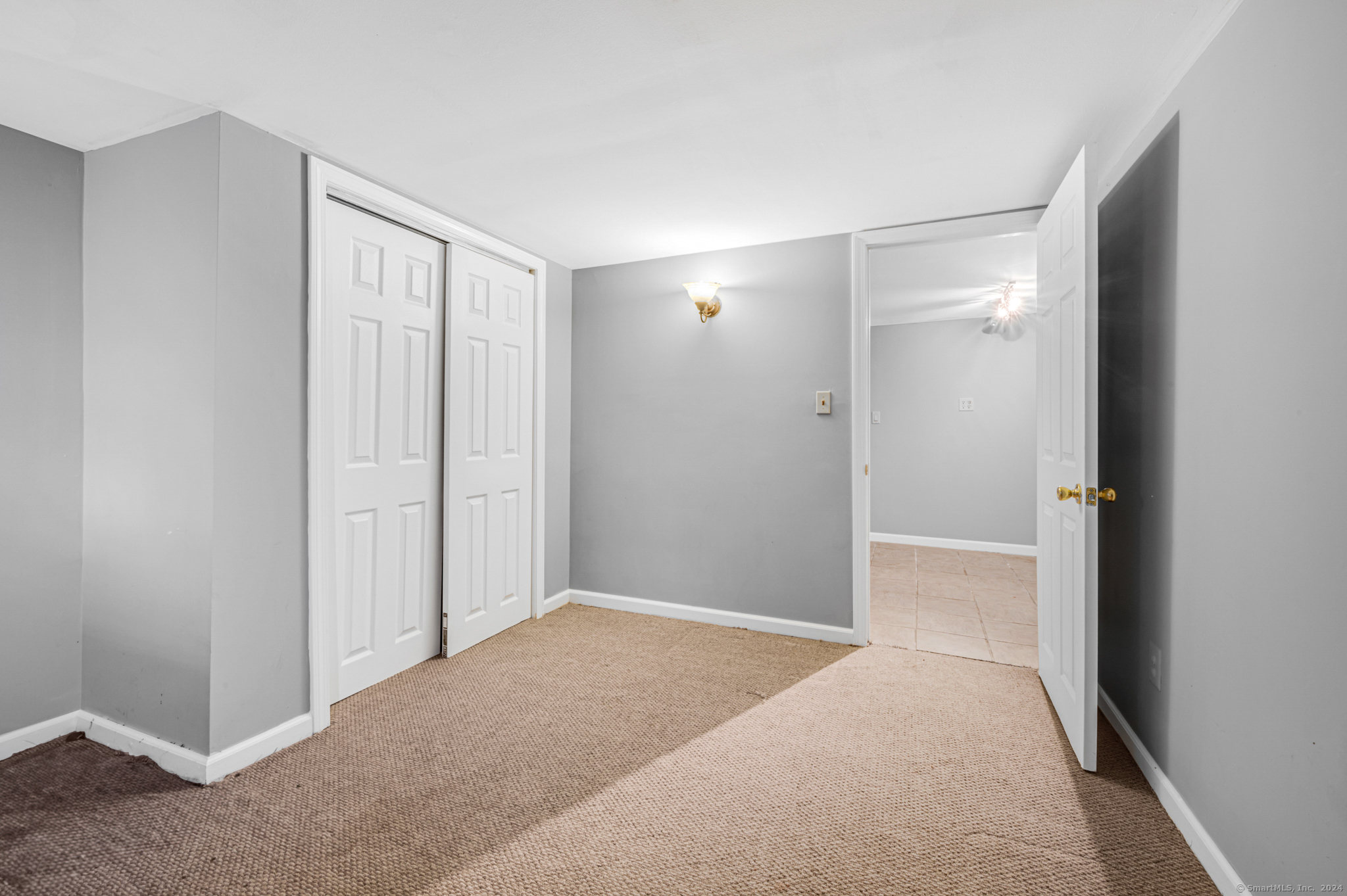 1135 Waterbury Road 1135