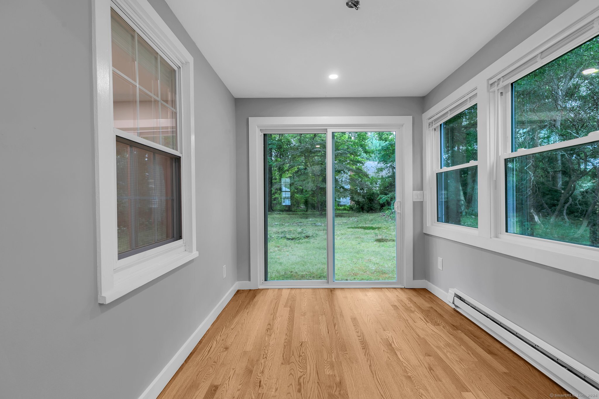 14 Woodlawn Drive
