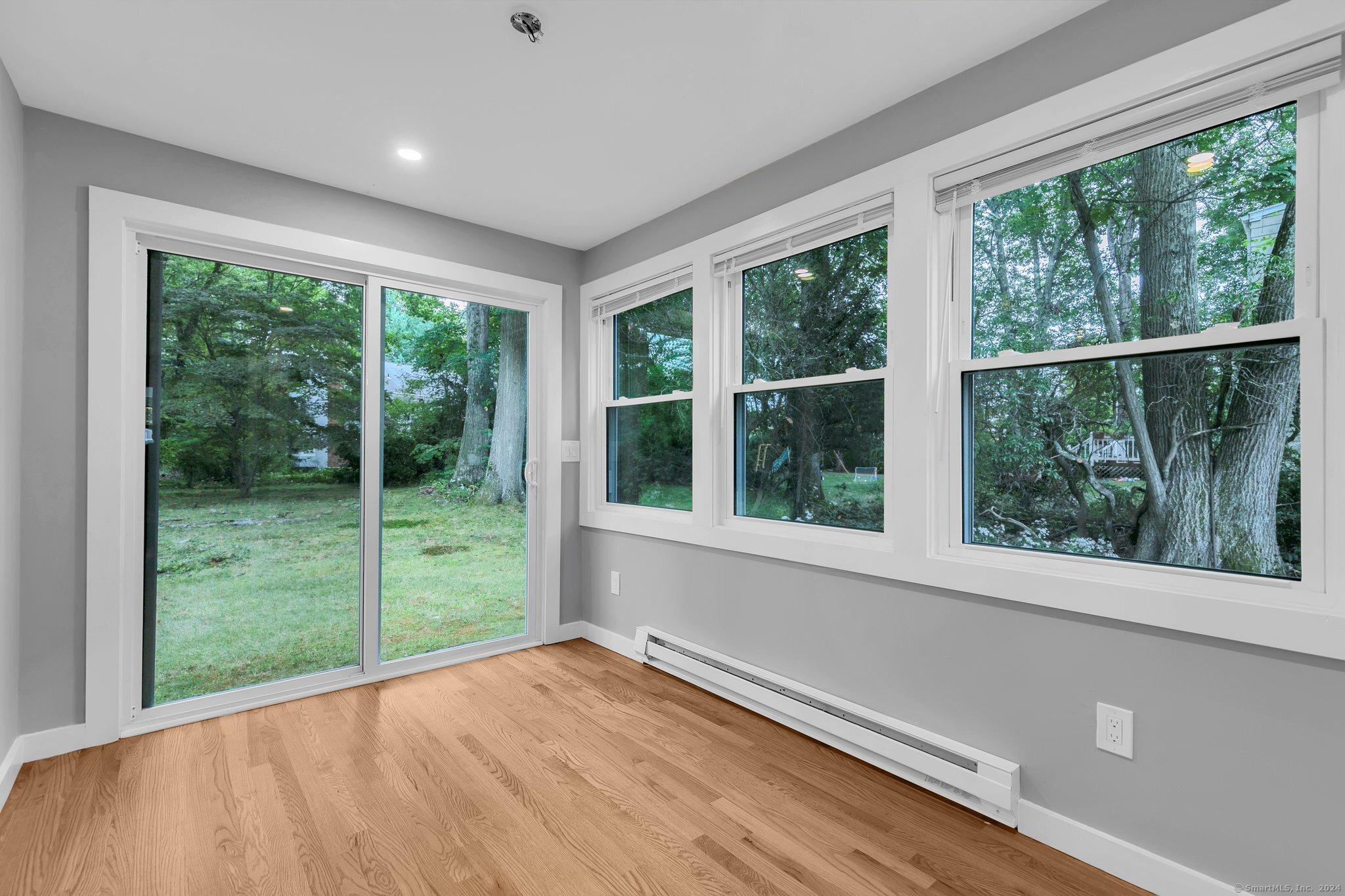 14 Woodlawn Drive