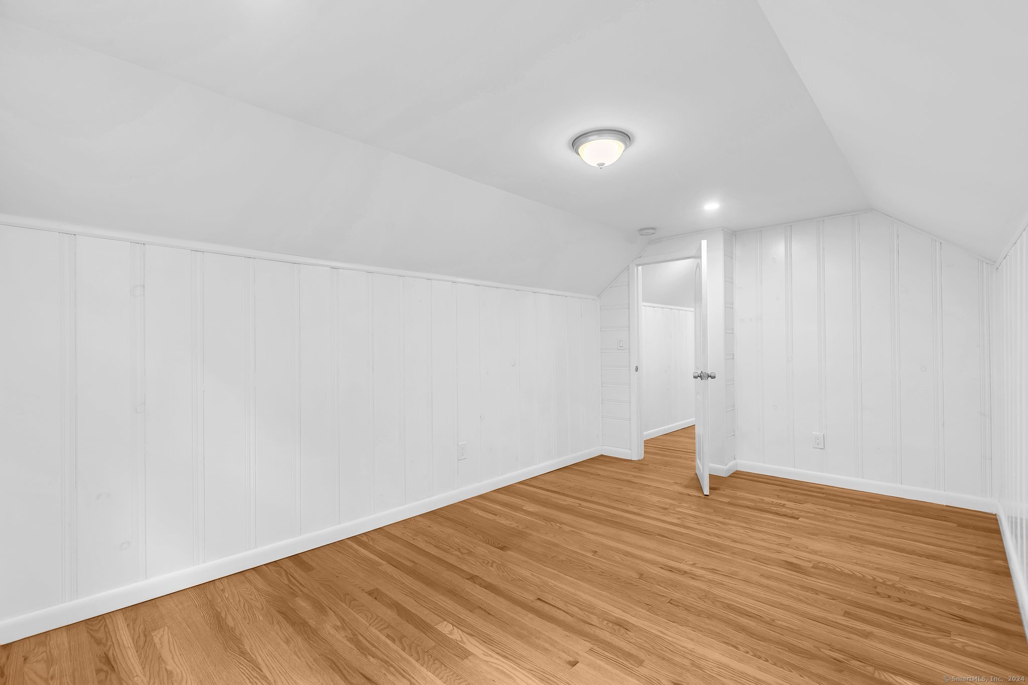 14 Woodlawn Drive
