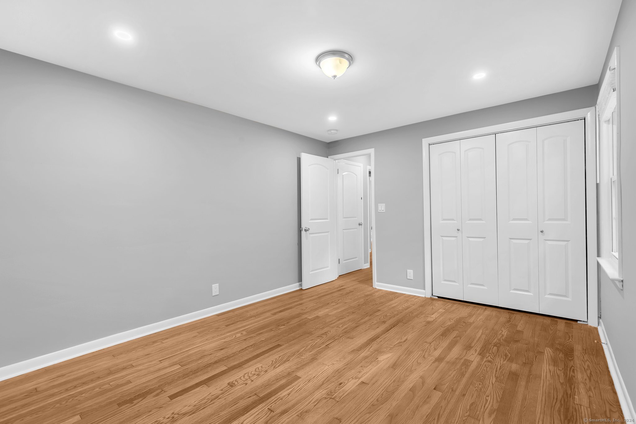14 Woodlawn Drive