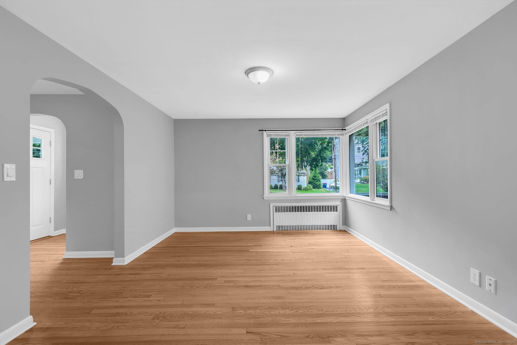 14 Woodlawn Drive