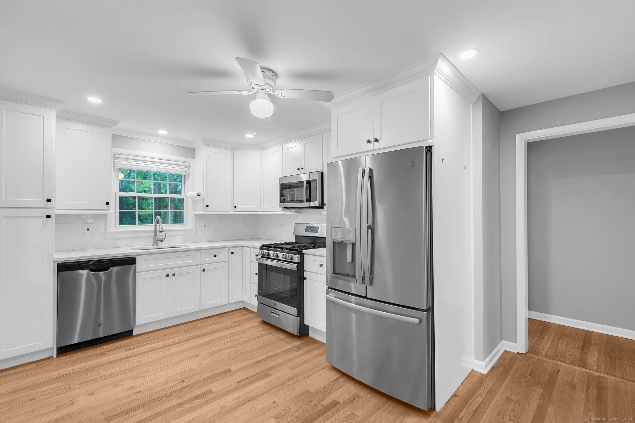 14 Woodlawn Drive