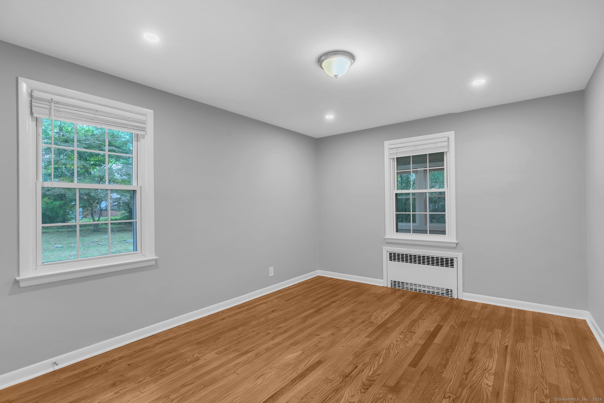 14 Woodlawn Drive