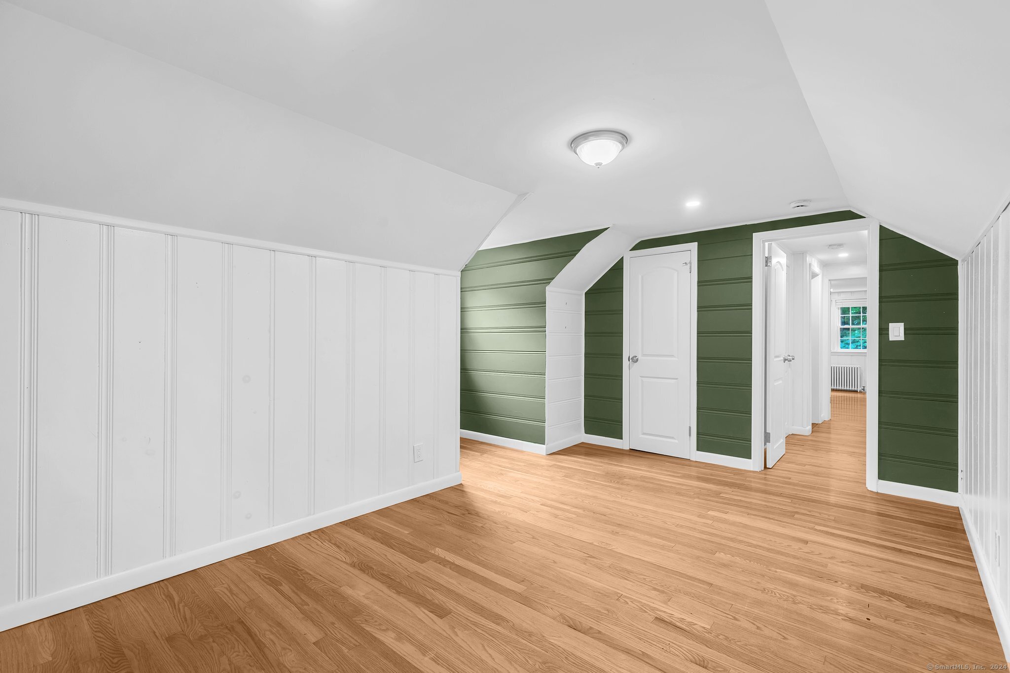 14 Woodlawn Drive