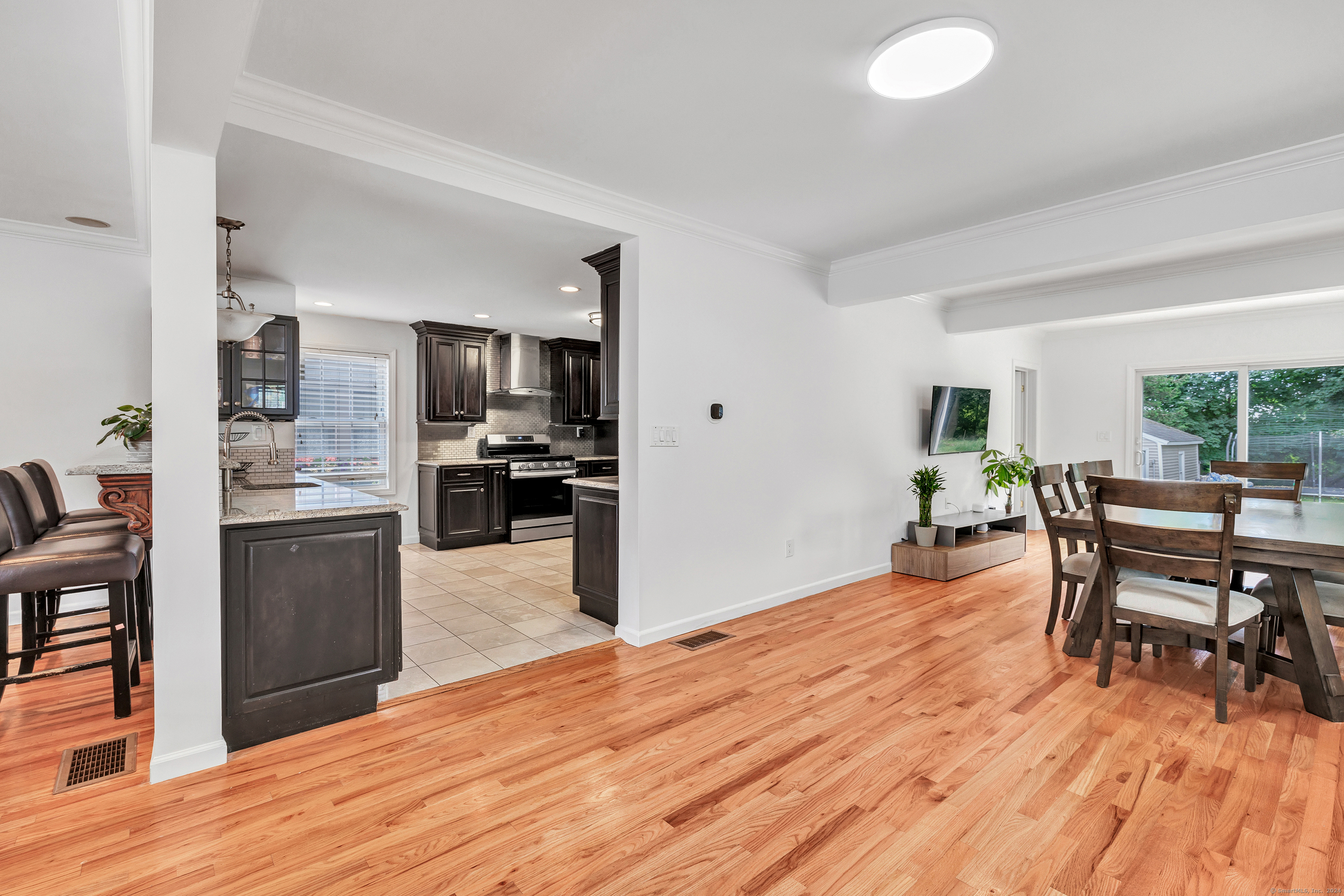 171 Henderson Road