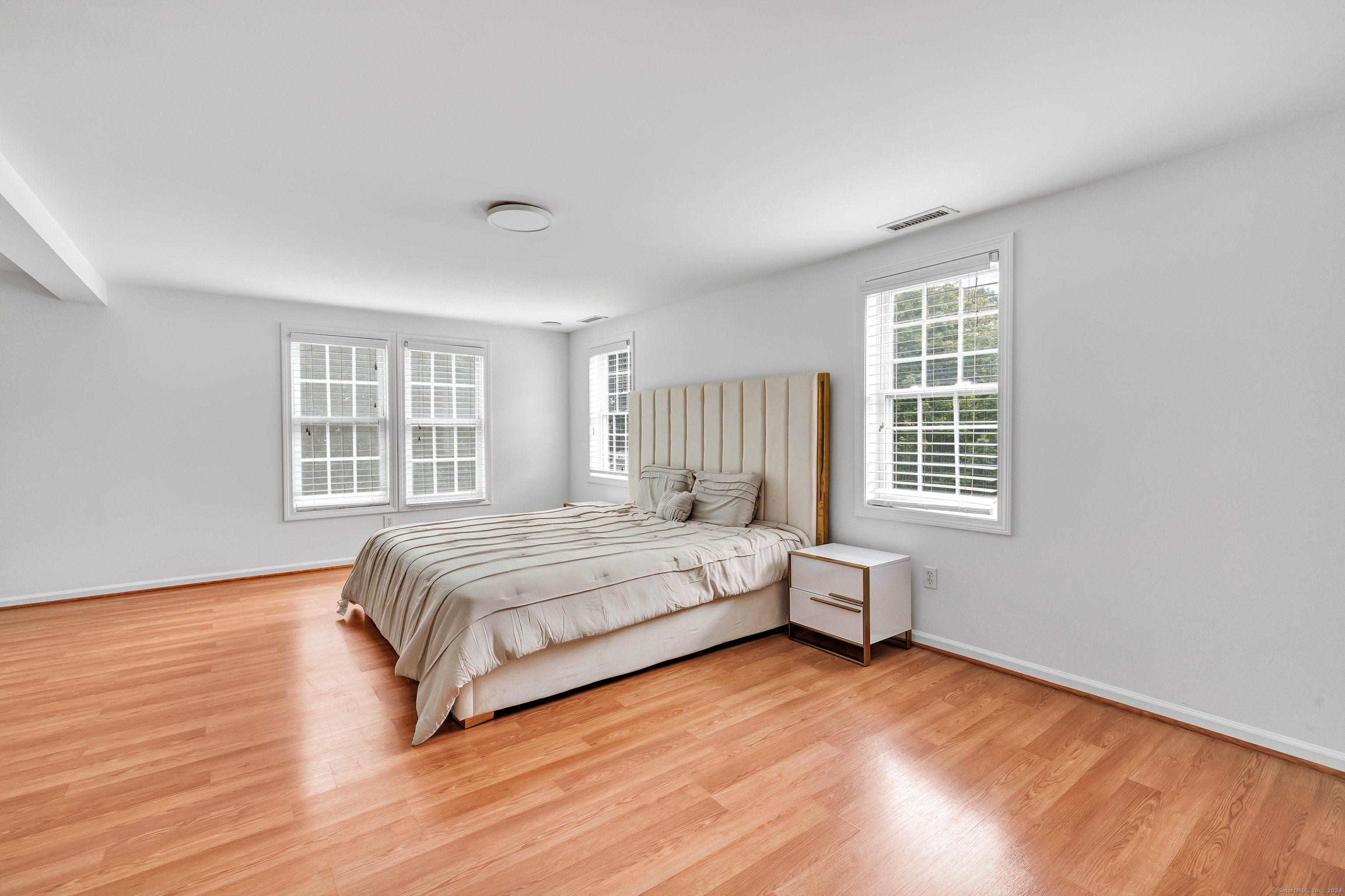 171 Henderson Road