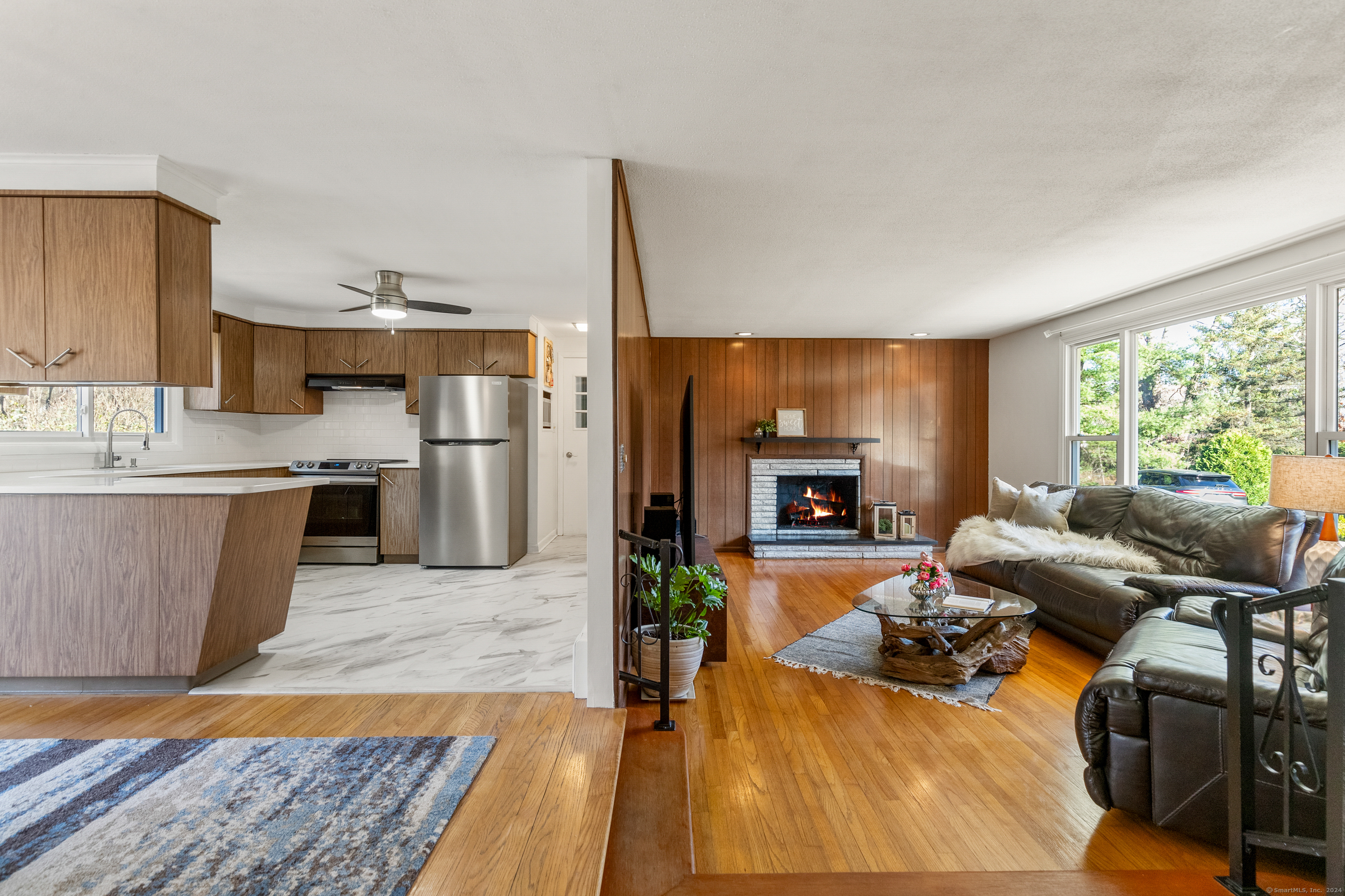 558 Davis Street