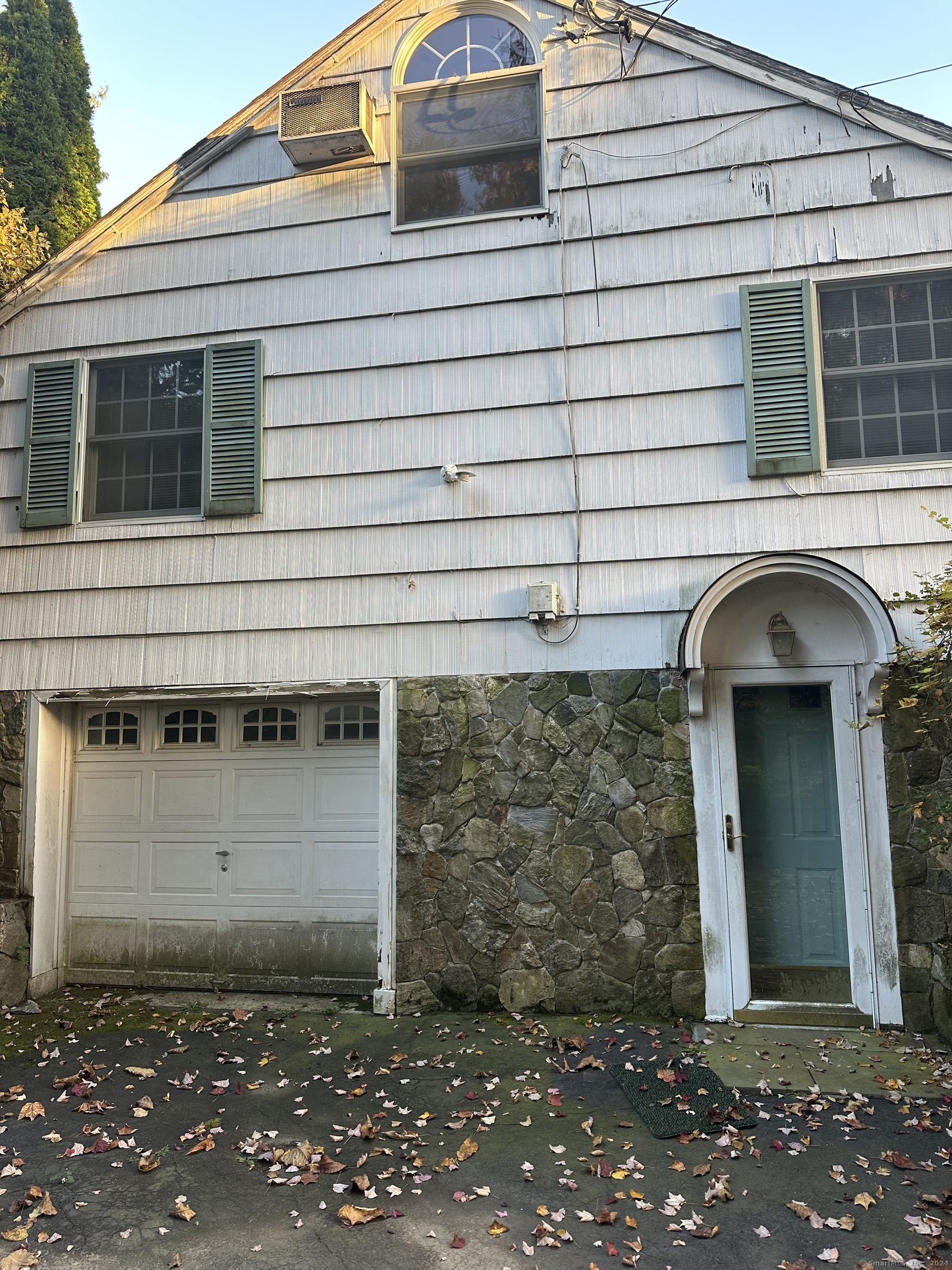 24 Bauer Place