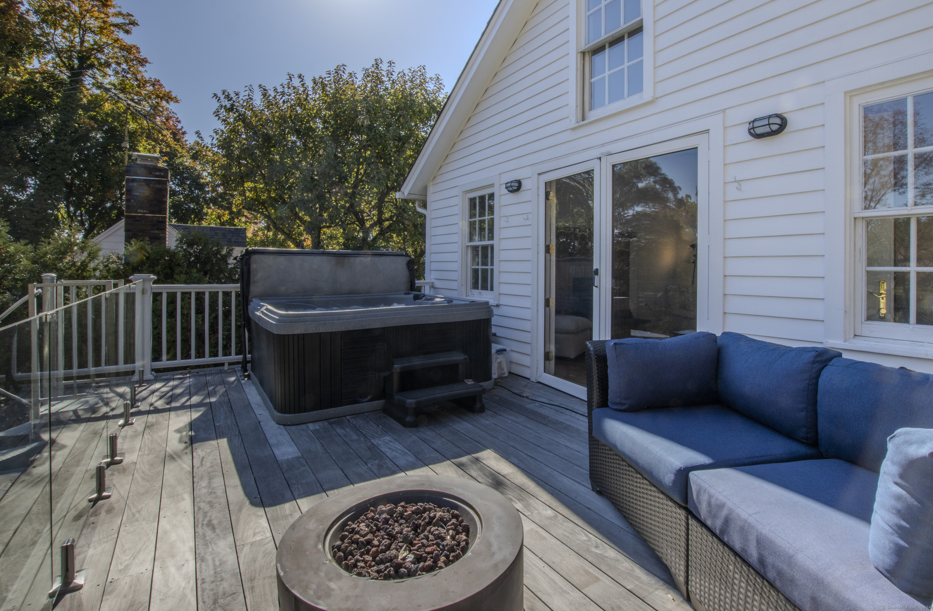 443 Riverside Avenue