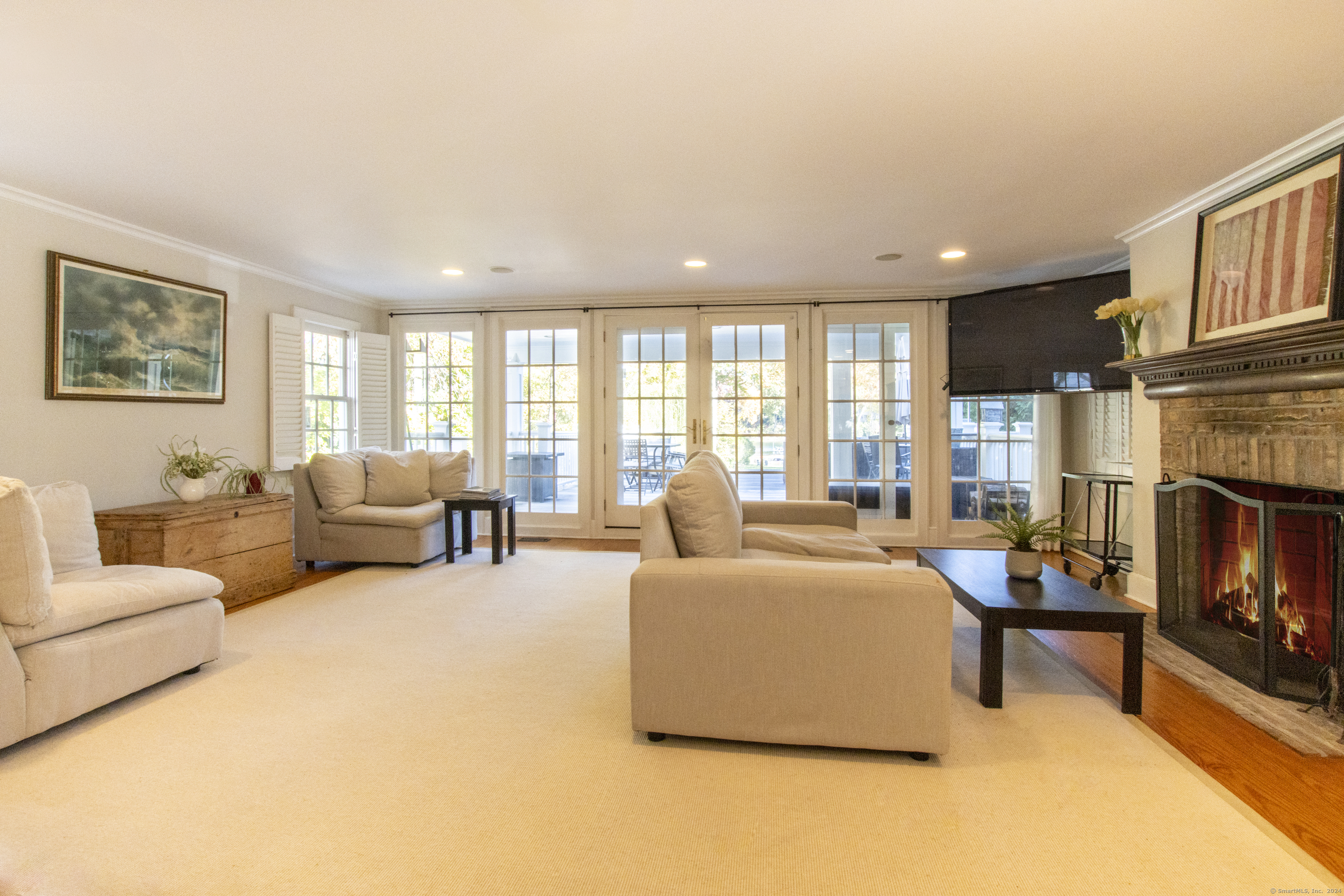 443 Riverside Avenue