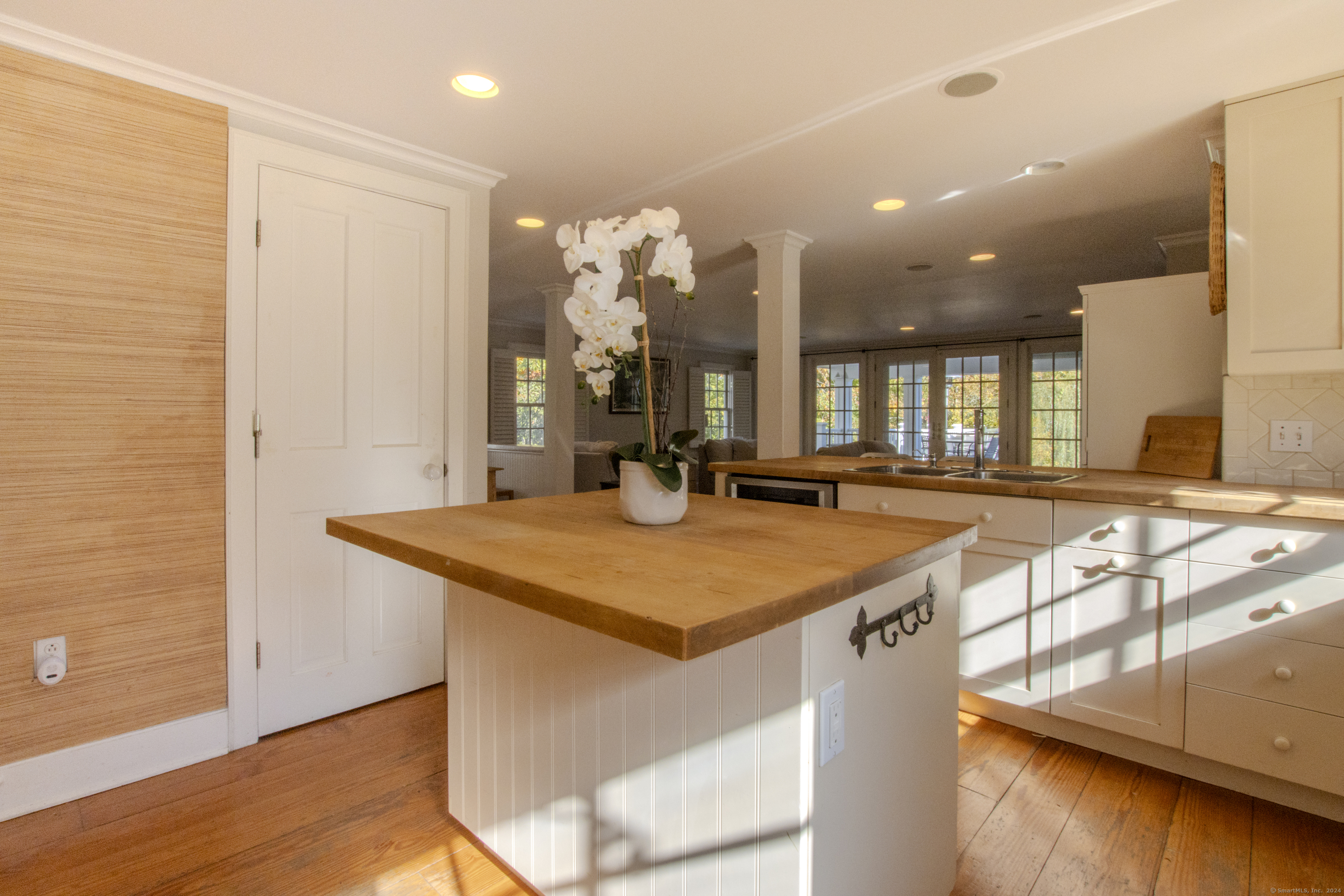 443 Riverside Avenue