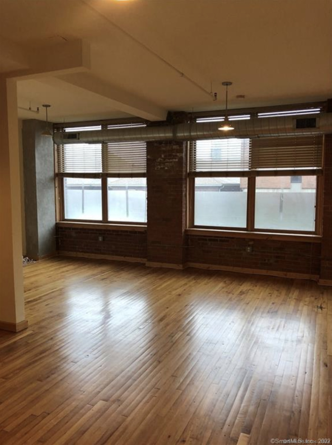 325 Lafayette Street 8106