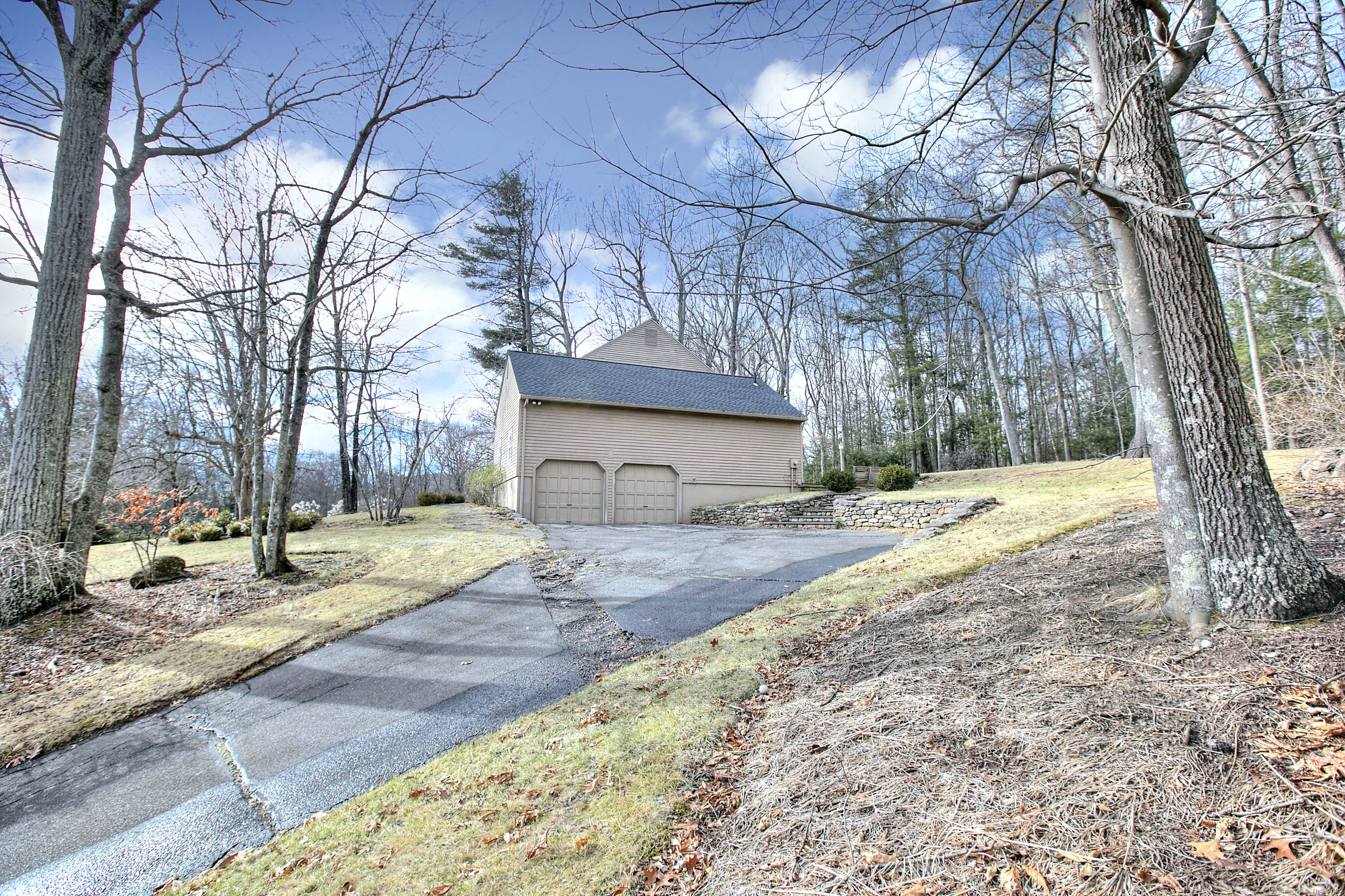 7 Shaw Drive