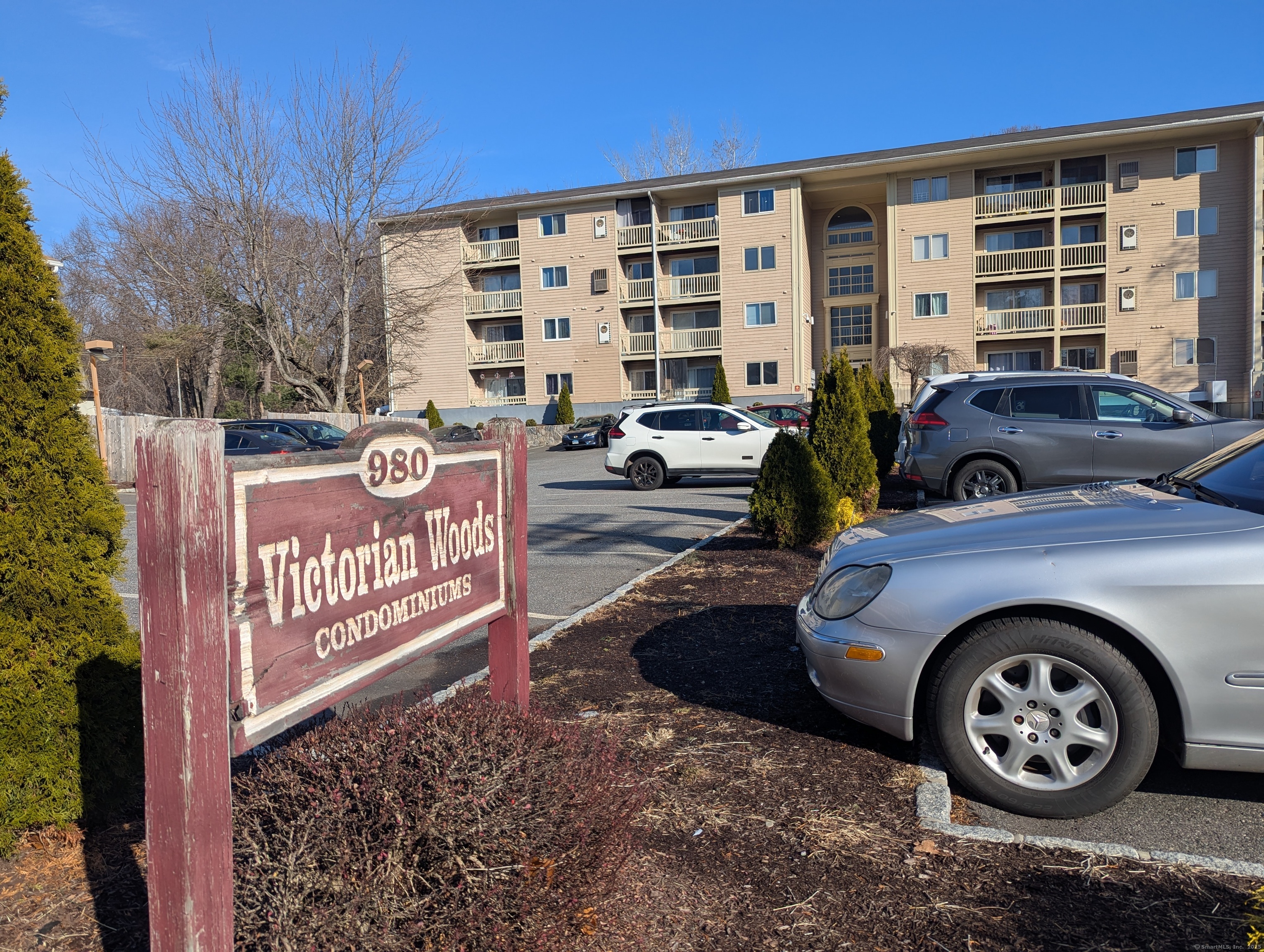 980 Lindley Street 308H