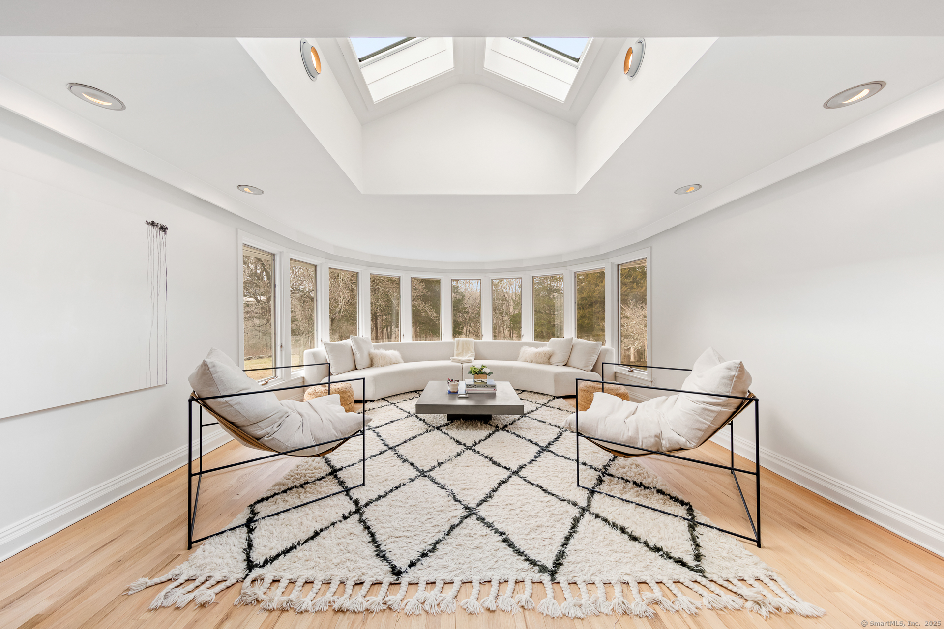 16 Fanton Hill Road