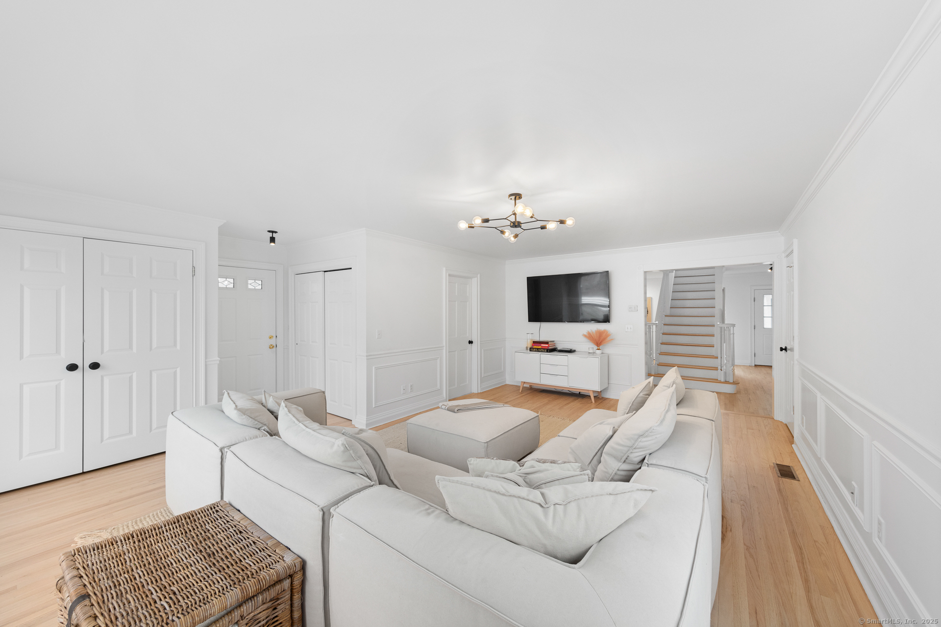 16 Fanton Hill Road