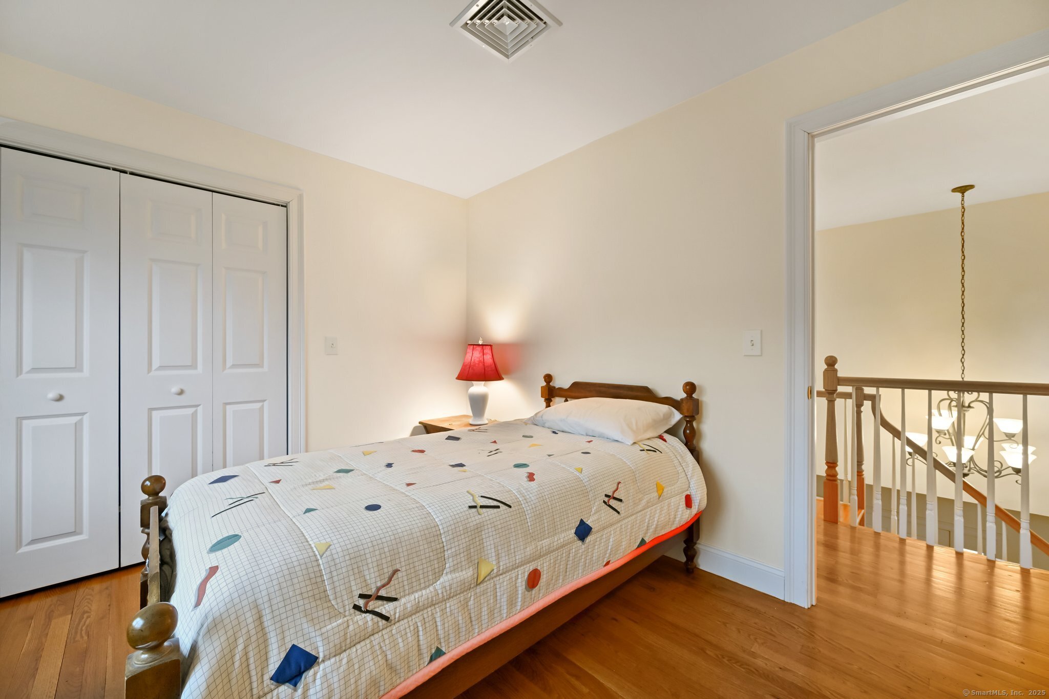 4 Middle River Road