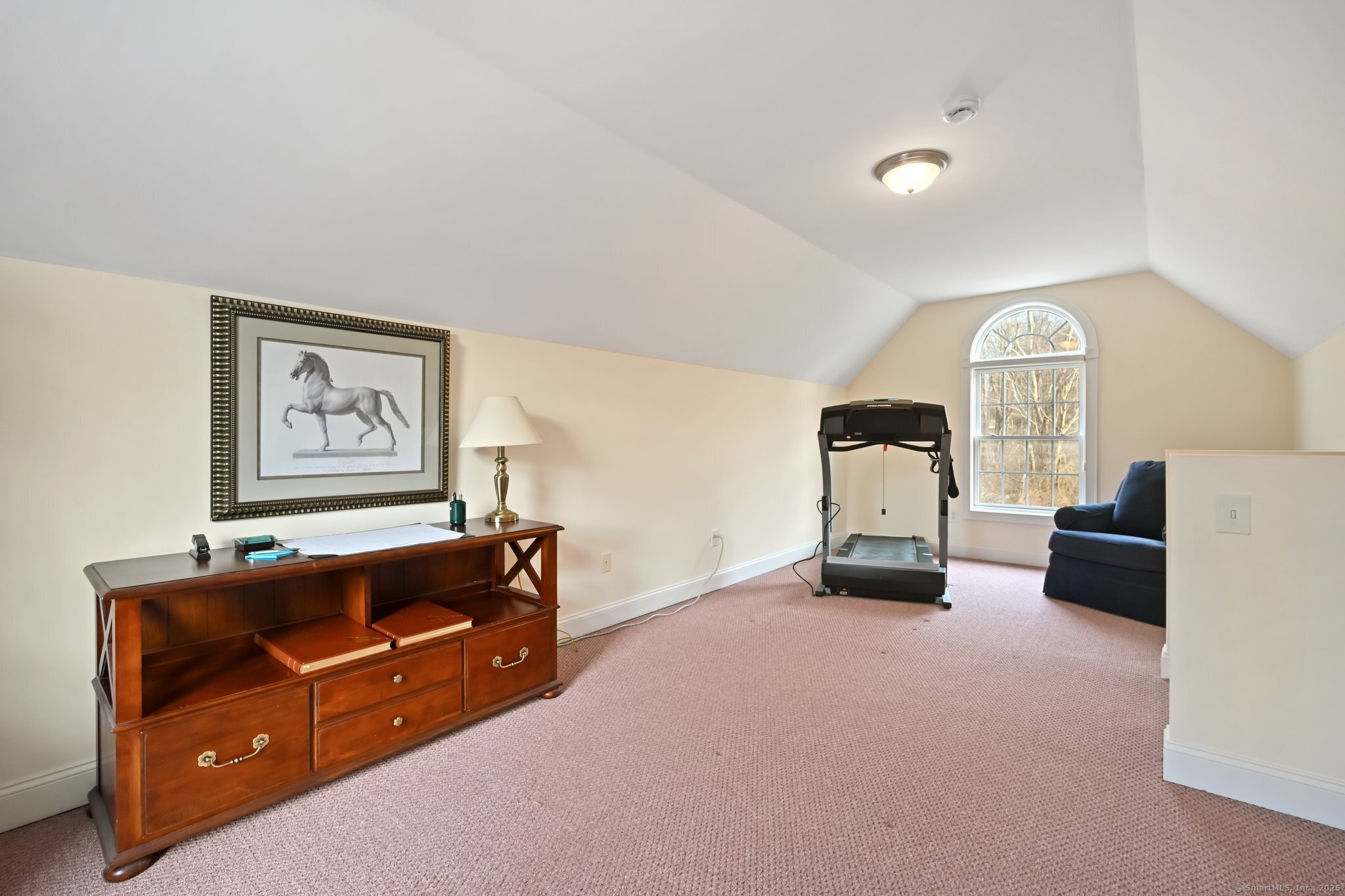 4 Middle River Road