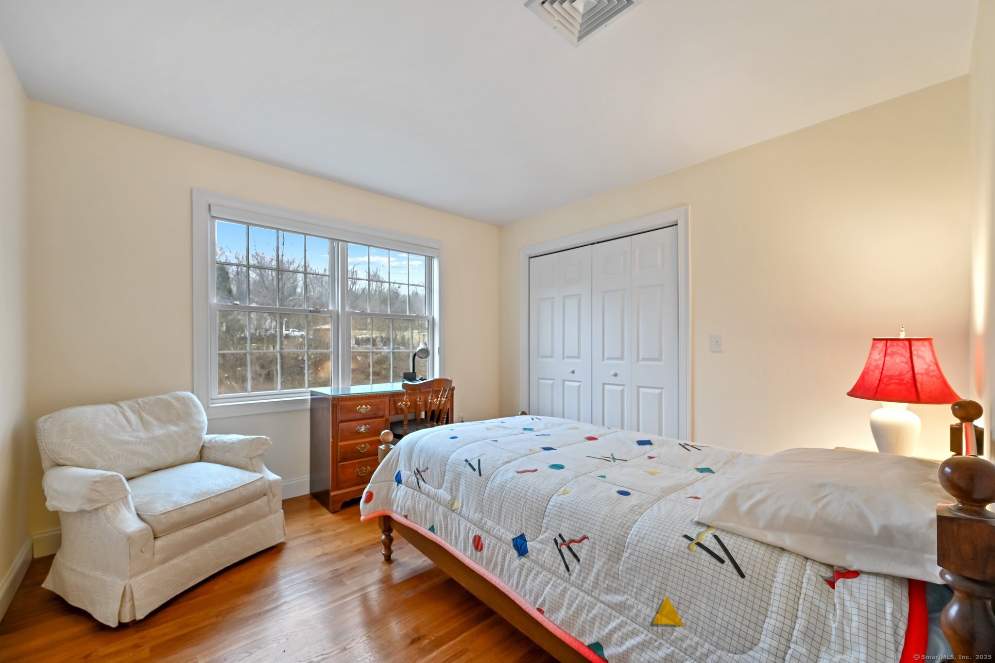 4 Middle River Road