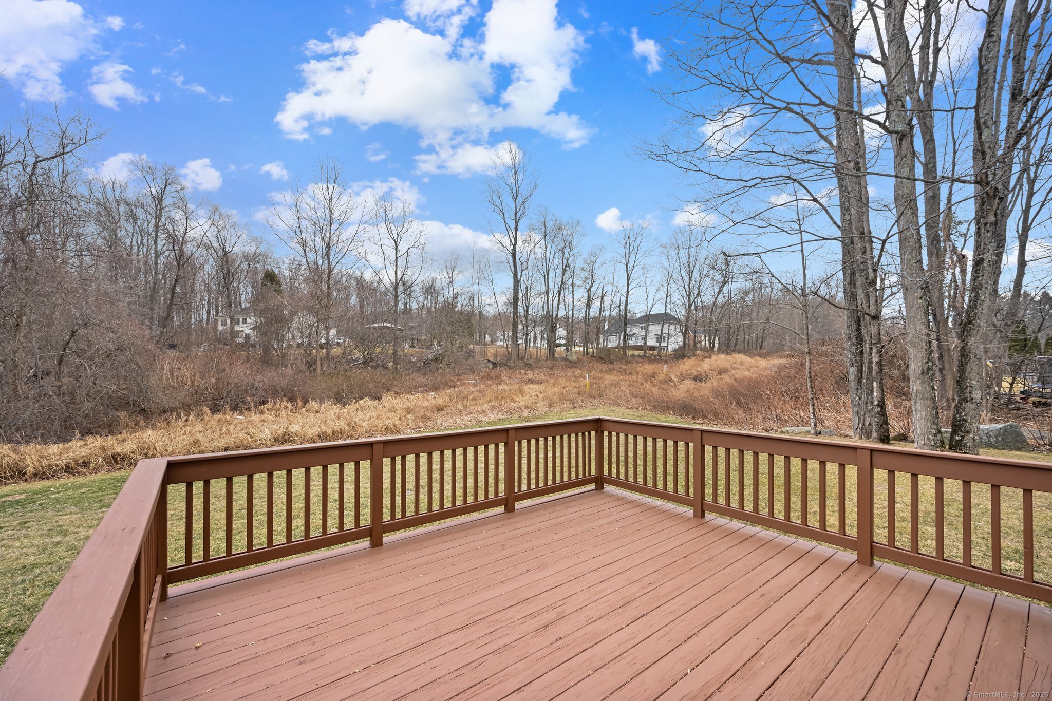 4 Middle River Road
