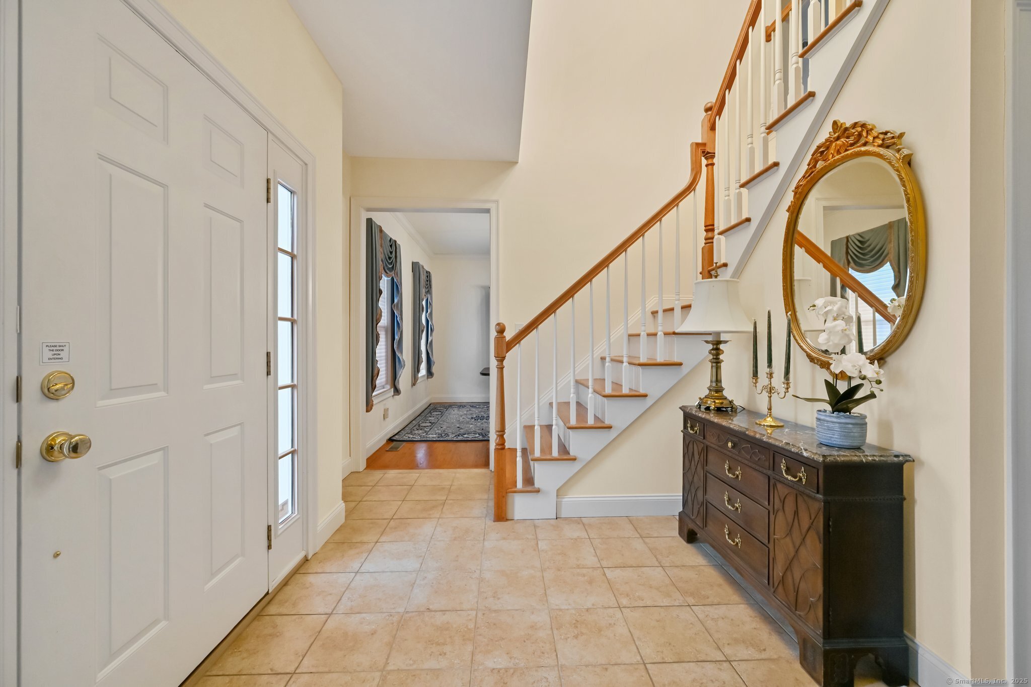 4 Middle River Road