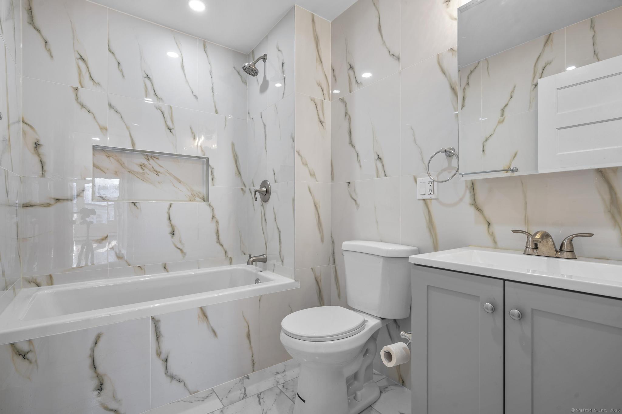 68-70 Woodland Avenue 1