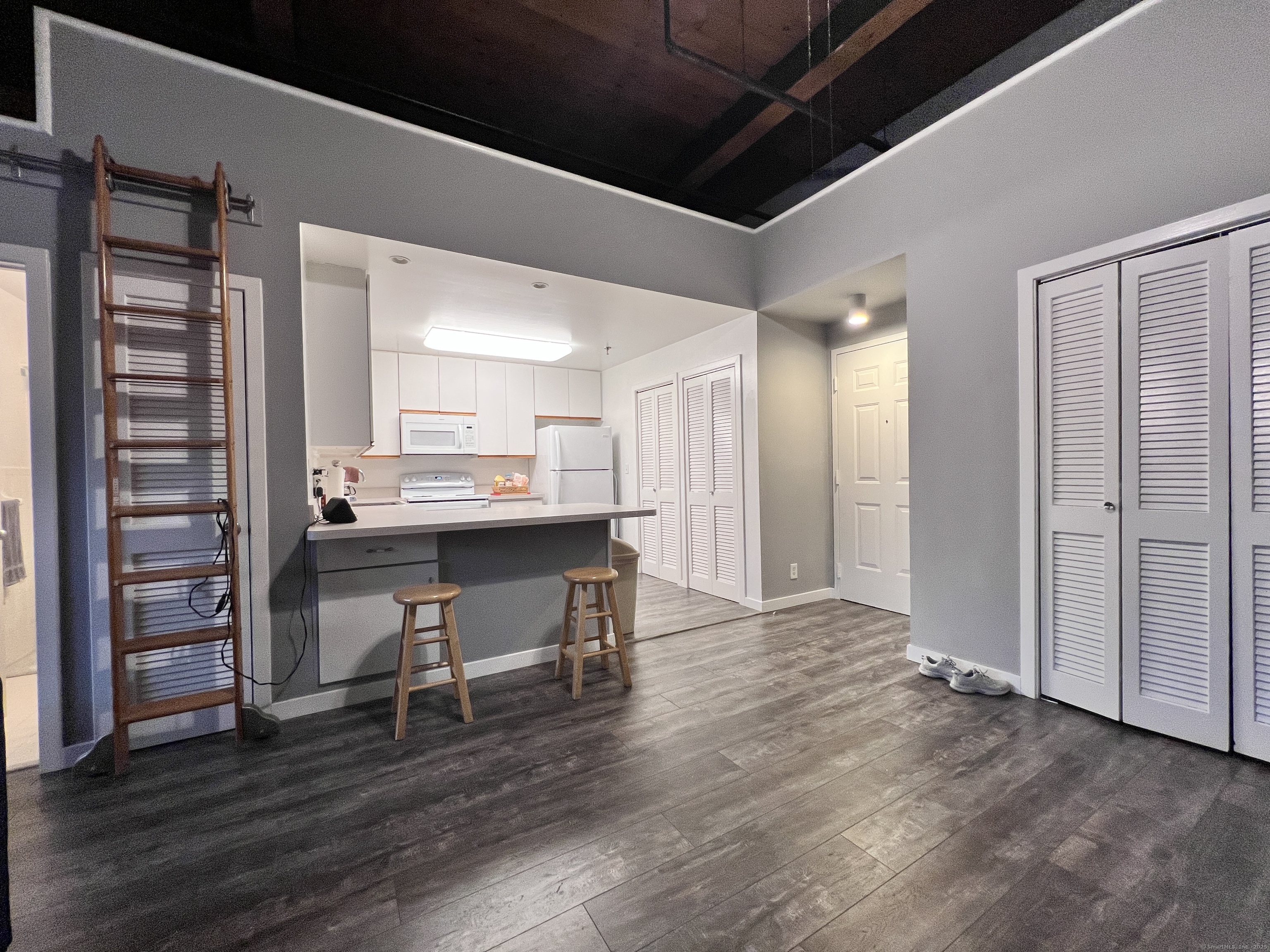 149 Water Street APT 5