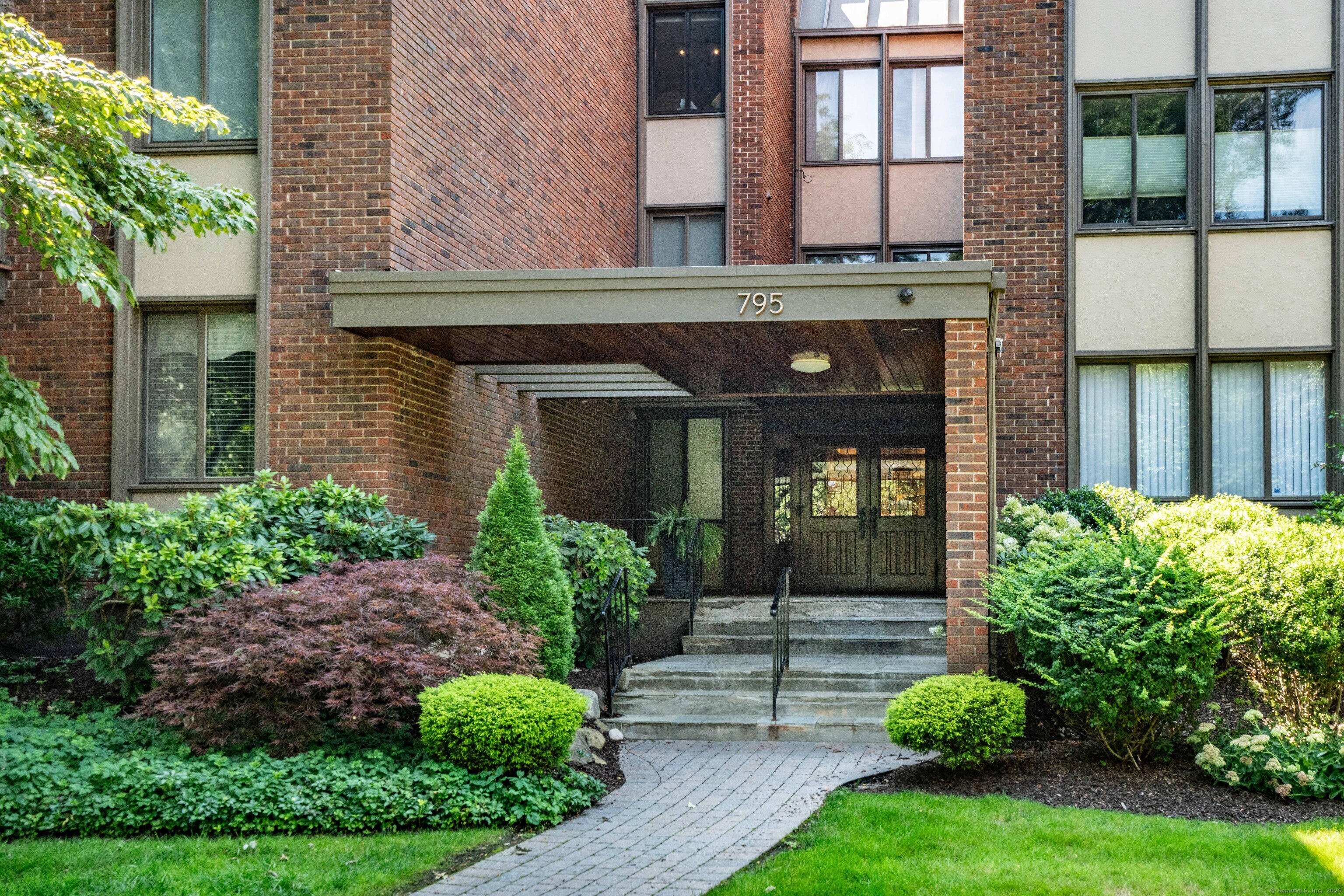 795 Prospect Avenue A2