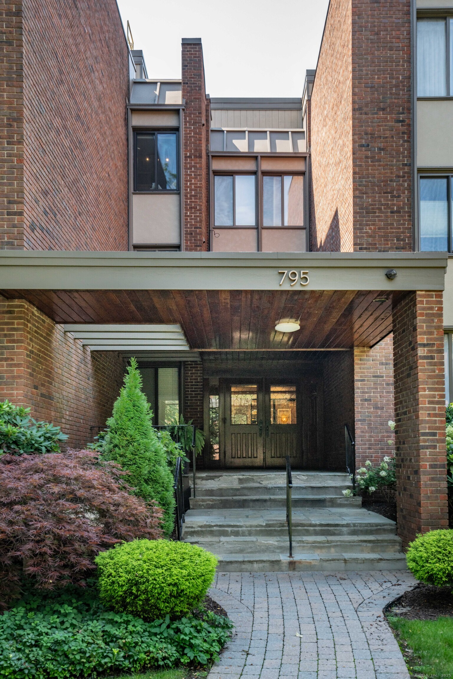 795 Prospect Avenue A2